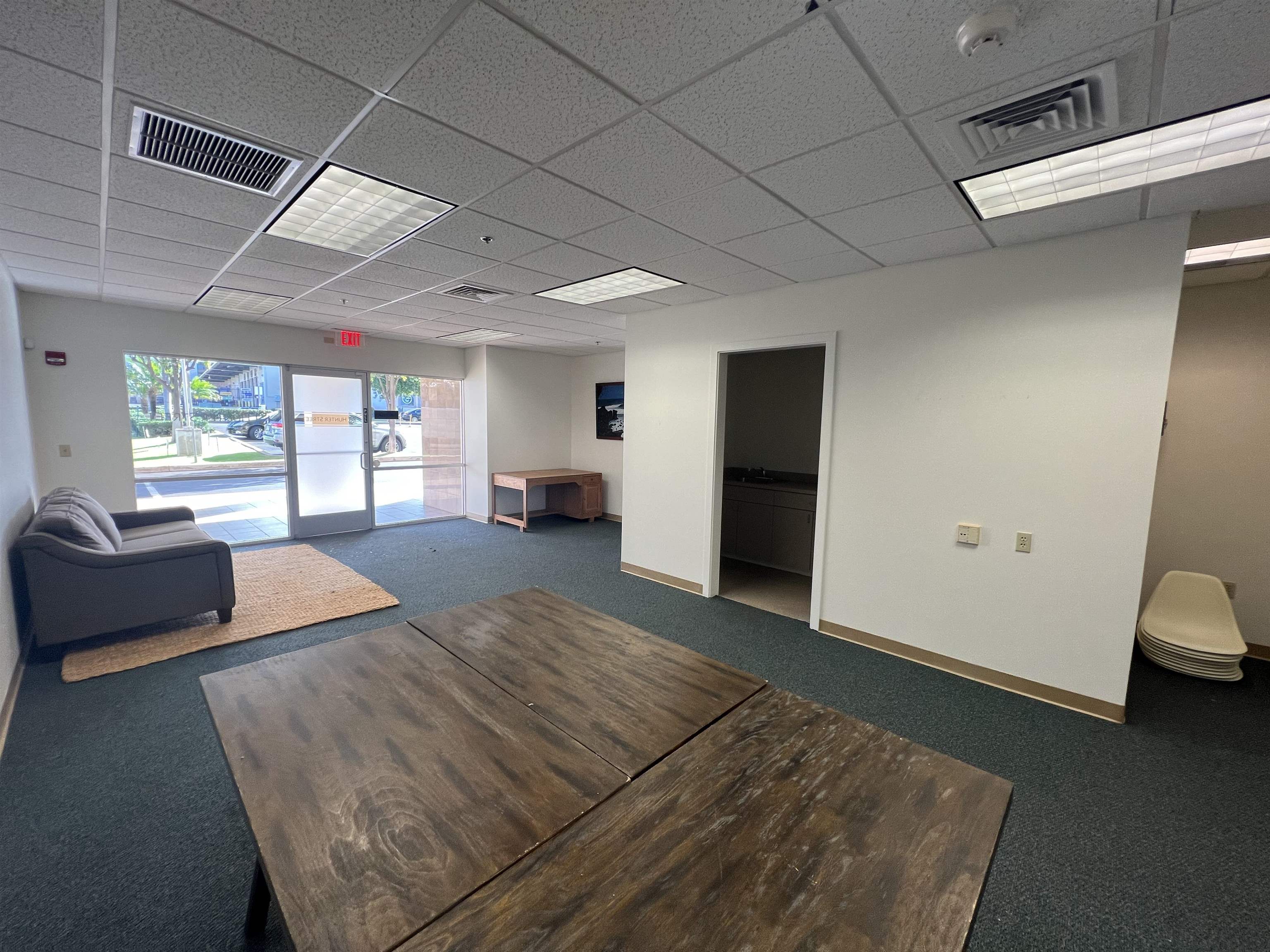 40 Kupuohi St, Lahaina, HI, 96761 Keawe Business Center , Unit 104 