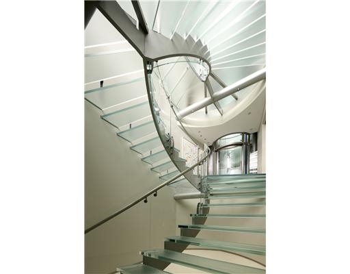 Photo9