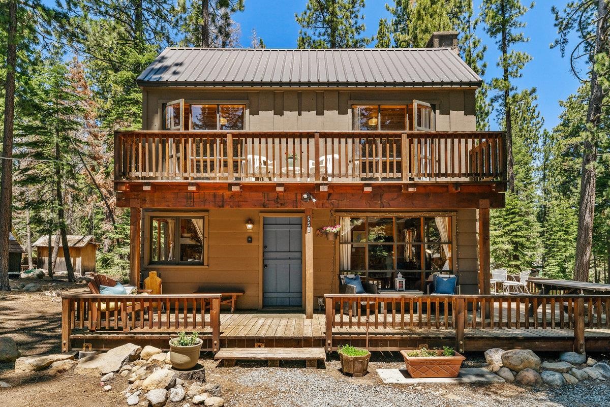 550 Tamarack Lane