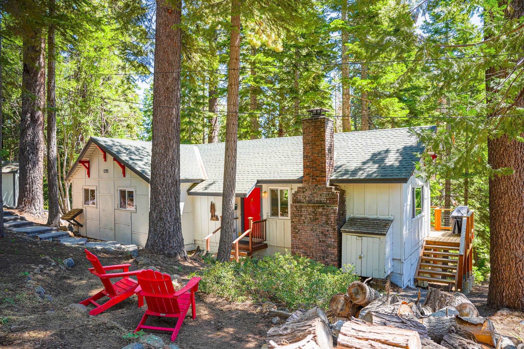 1295 Alpine Way