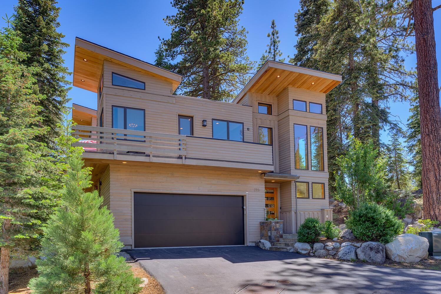 215 Smiley Court