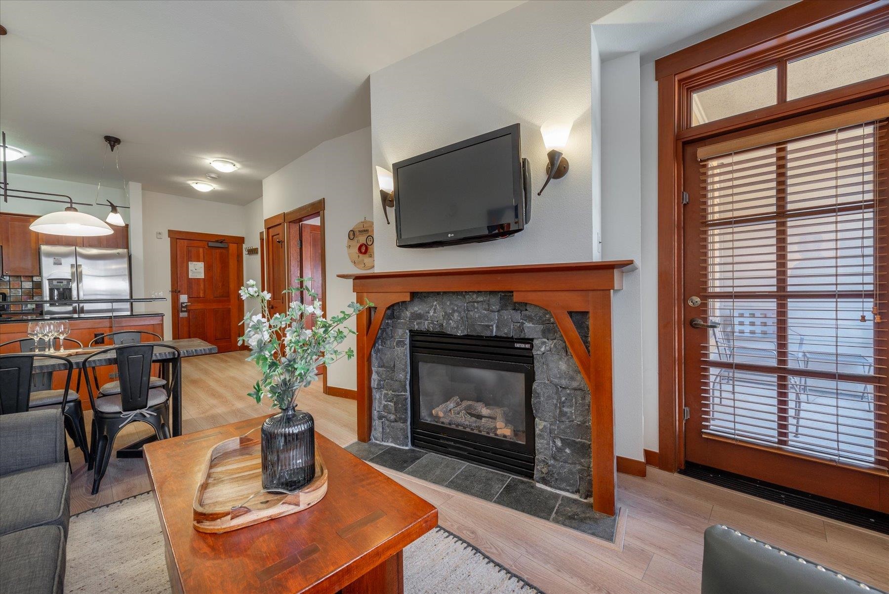 1850 Village South Road Unit: 4-213