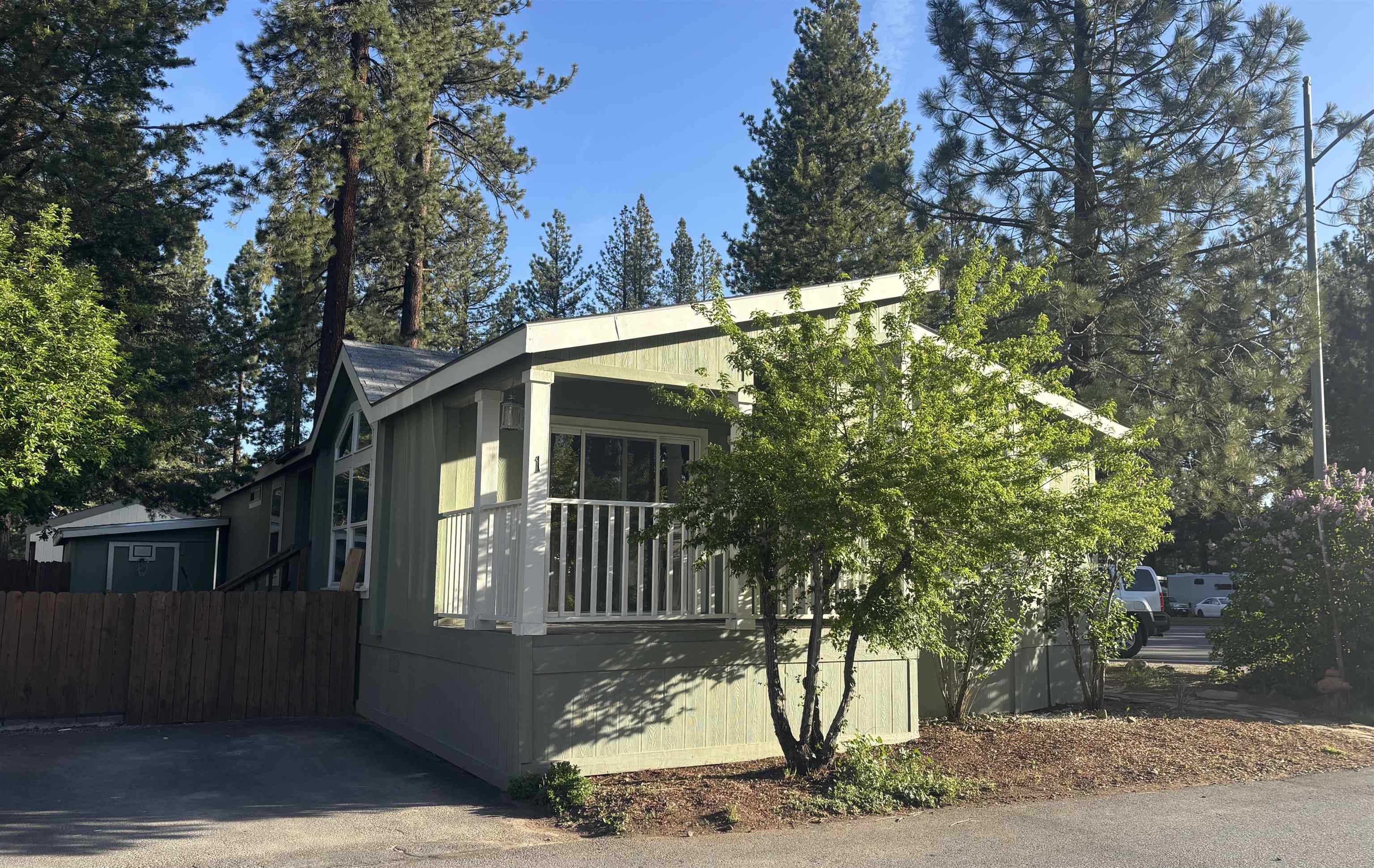 10100 Pioneer Trail Unit: 1