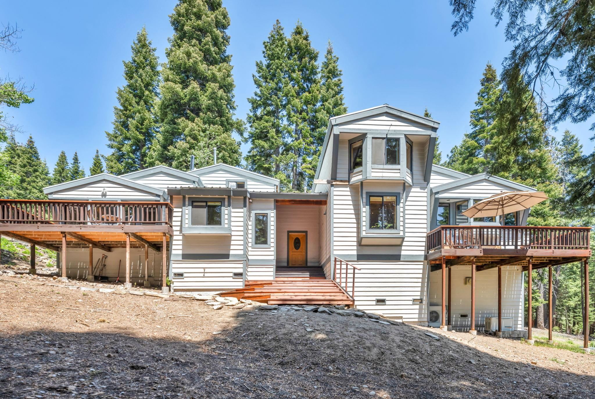 11441 Lockwood Drive