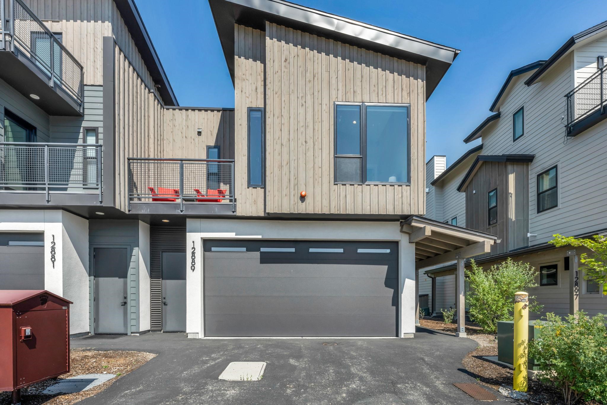 12889 Ice House Loop