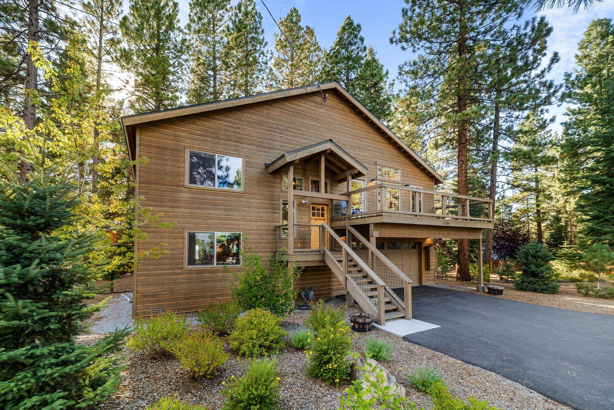 15106 Cavalier Rise