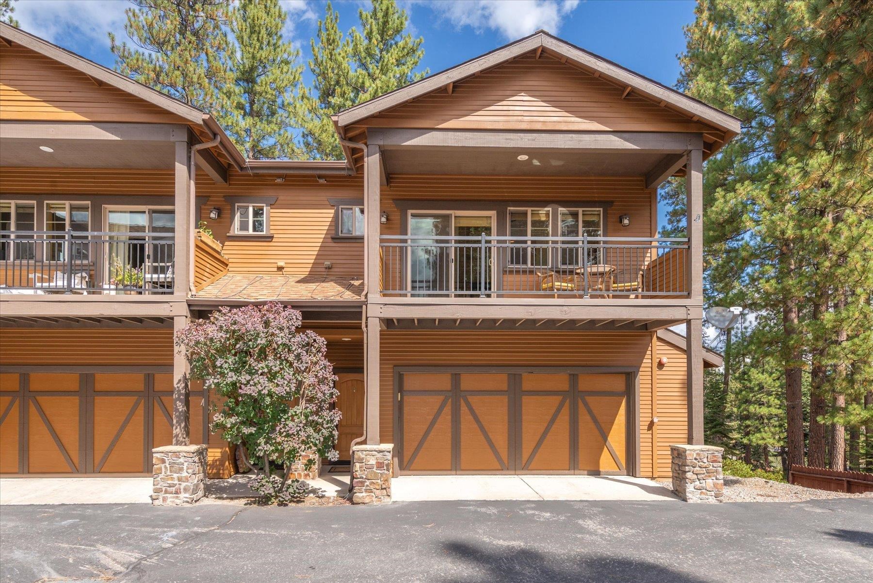 10121 Palisades Drive Unit: 2