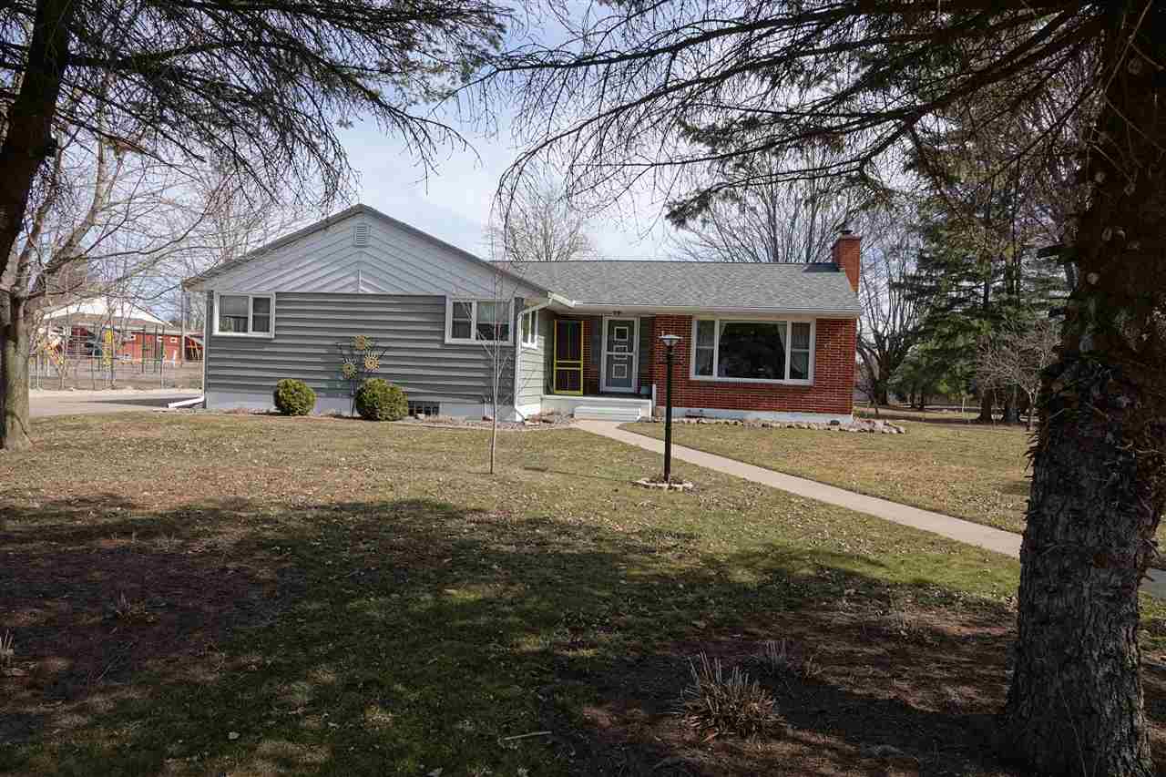 Residential For Sale 3 Bedrooms 2 Bathrooms Price 144,000 2