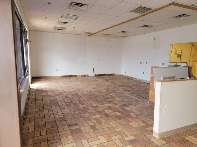 1621 N CENTRAL AVENUE, Marshfield, Wisconsin 54449, ,Commercial/industrial,For Rent,1621 N CENTRAL AVENUE,22106196