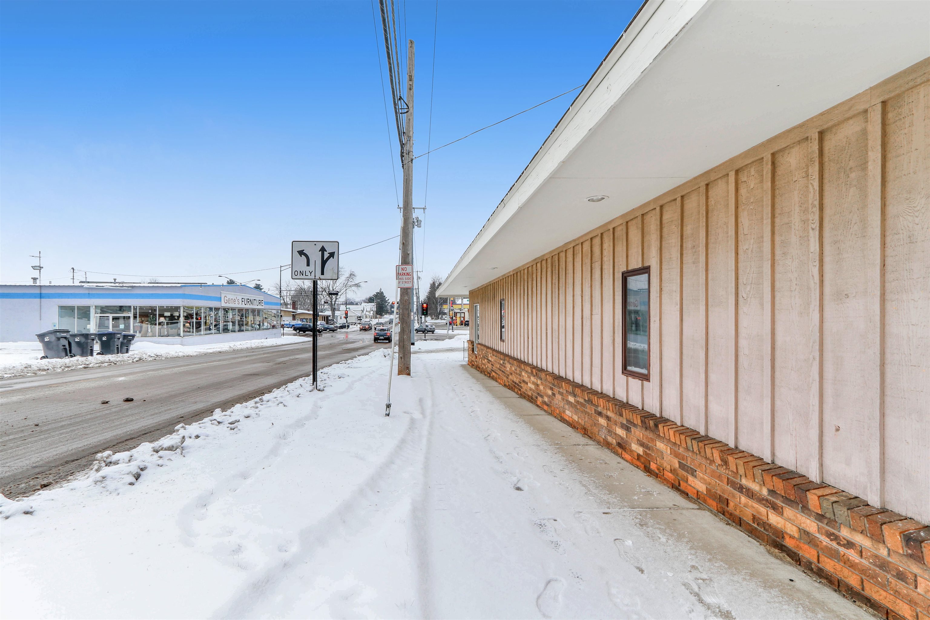 1301-1305 S CENTRAL AVENUE, Marshfield, Wisconsin 54449, ,Commercial/industrial,For Sale,1301-1305 S CENTRAL AVENUE,22106780