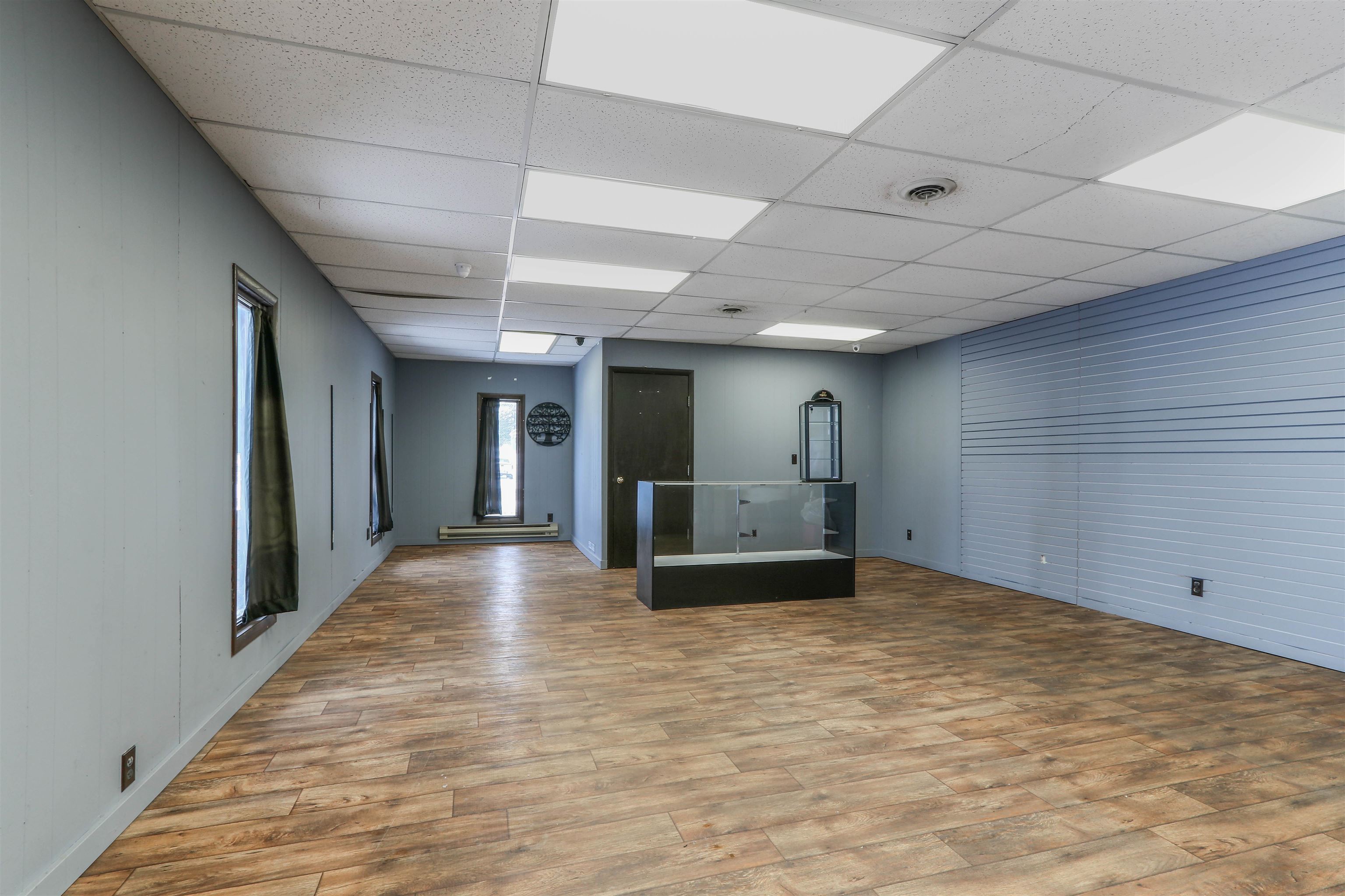 1301-1305 S CENTRAL AVENUE, Marshfield, Wisconsin 54449, ,Commercial/industrial,For Sale,1301-1305 S CENTRAL AVENUE,22106780