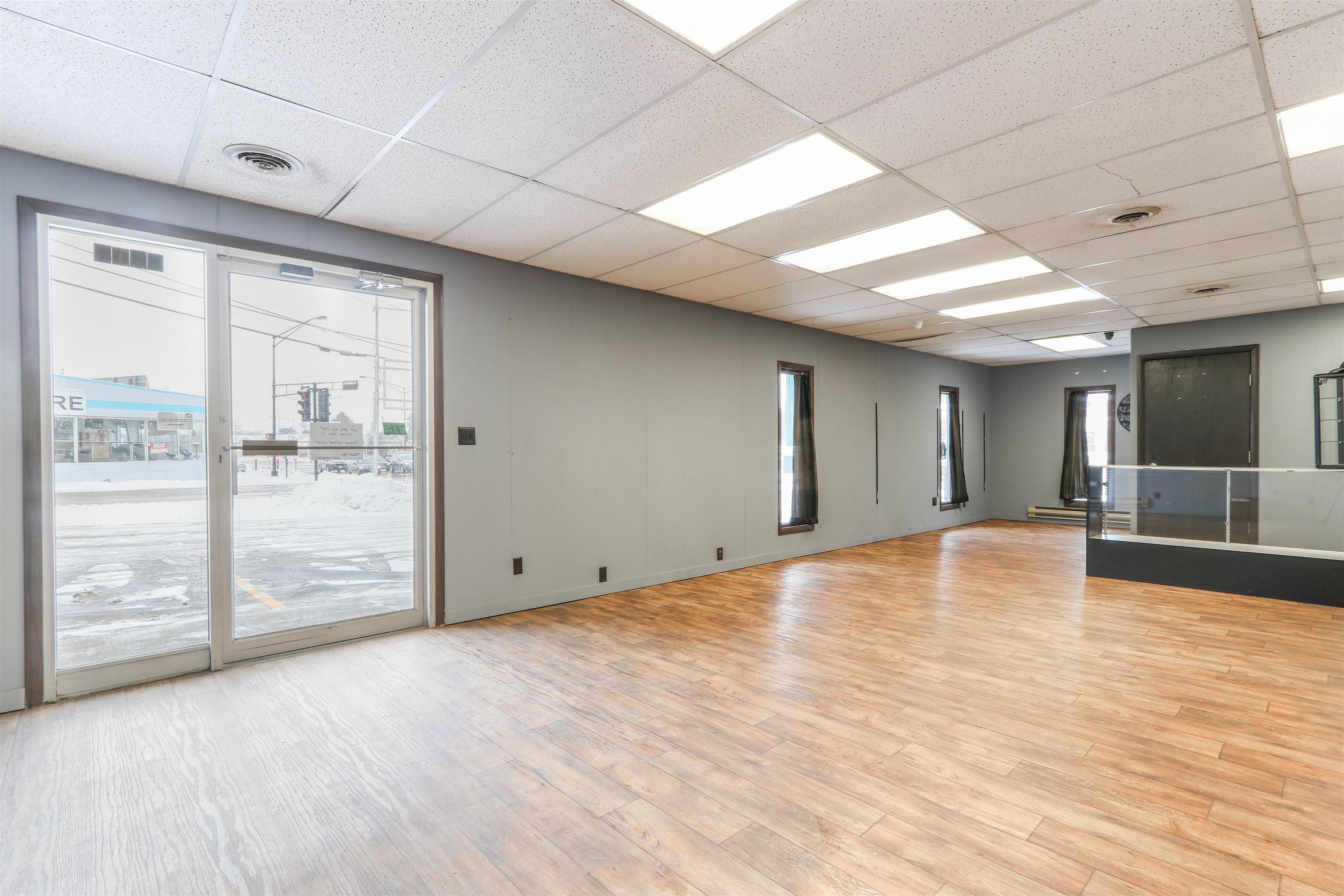 1301-1305 S CENTRAL AVENUE, Marshfield, Wisconsin 54449, ,Commercial/industrial,For Sale,1301-1305 S CENTRAL AVENUE,22106780