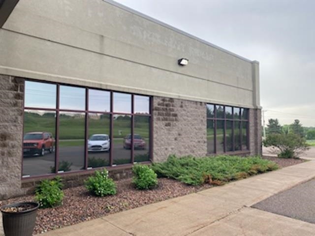 1517 N OAK AVENUE, Marshfield, Wisconsin 54449, ,Commercial/industrial,For Sale,1517 N OAK AVENUE,22202901