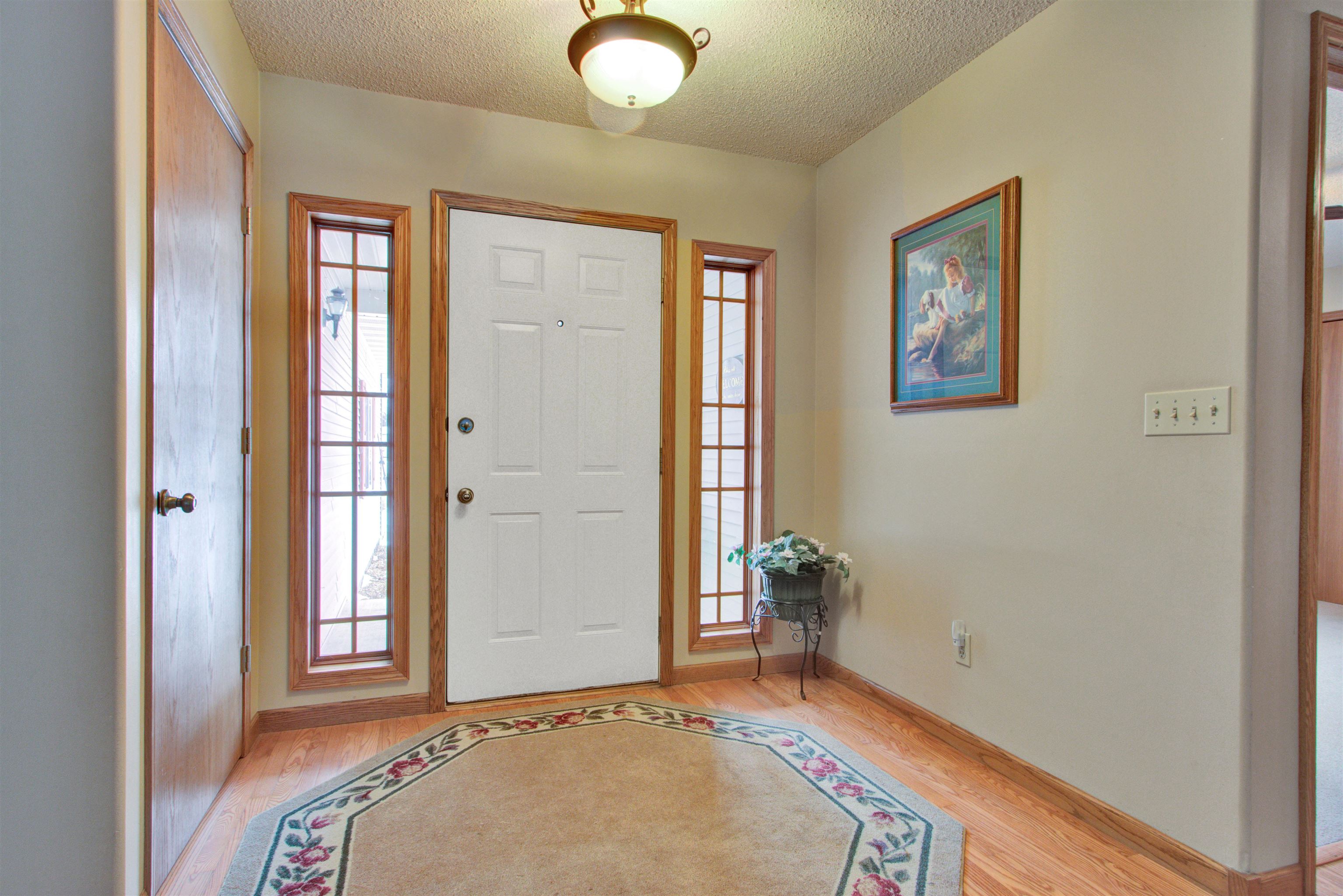 2731 HICKORY DRIVE