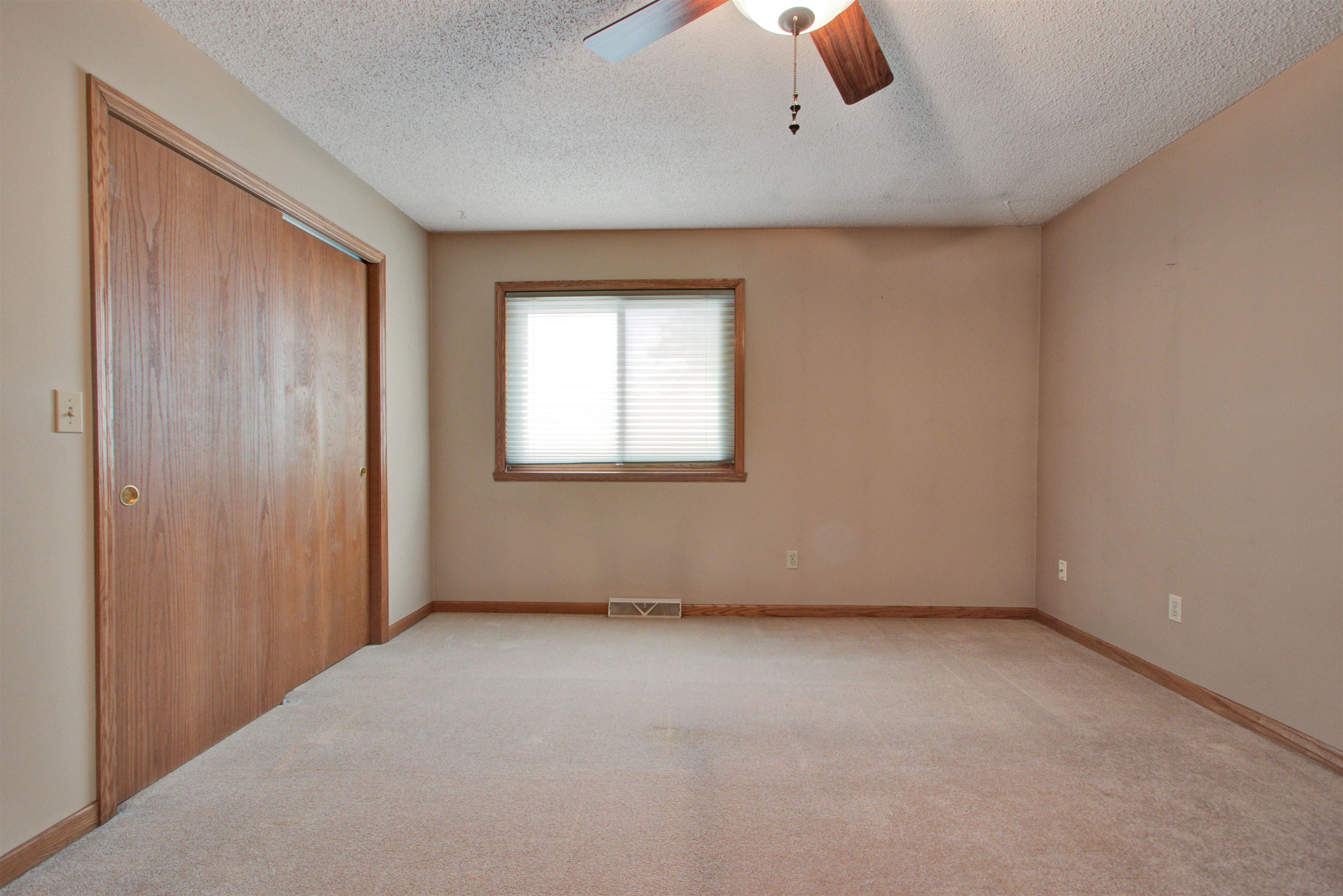 2731 HICKORY DRIVE