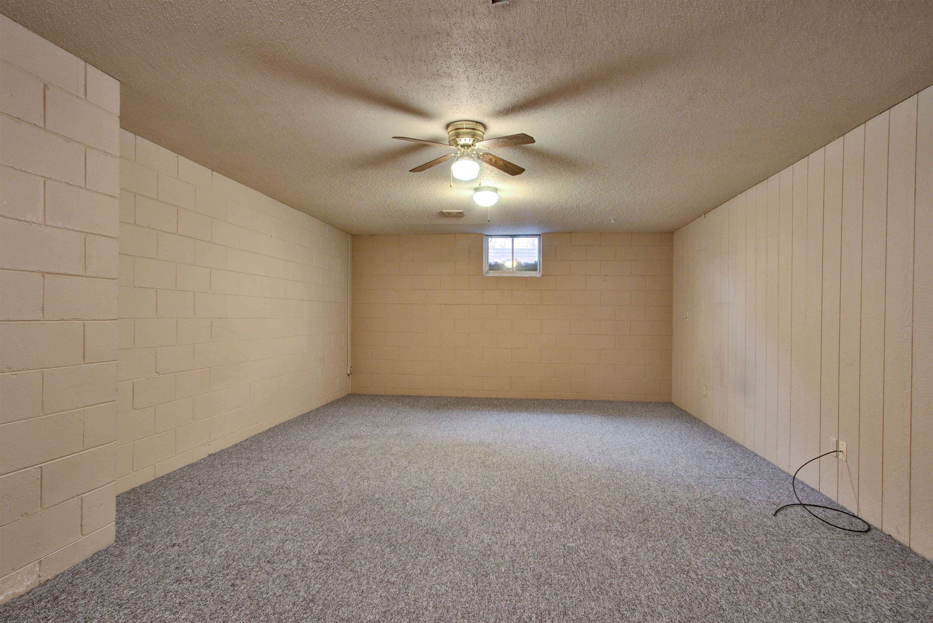 2731 HICKORY DRIVE