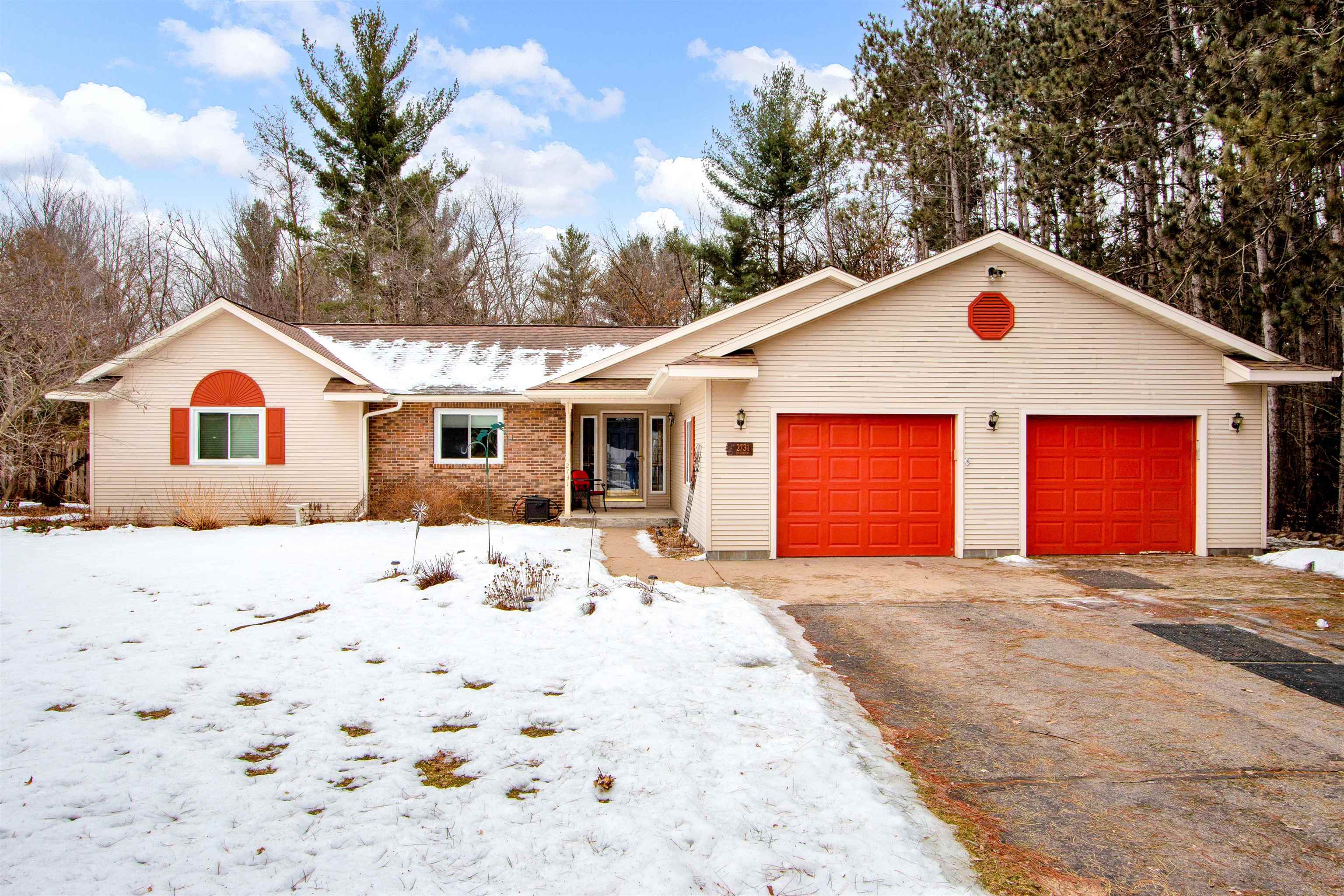 2731 HICKORY DRIVE