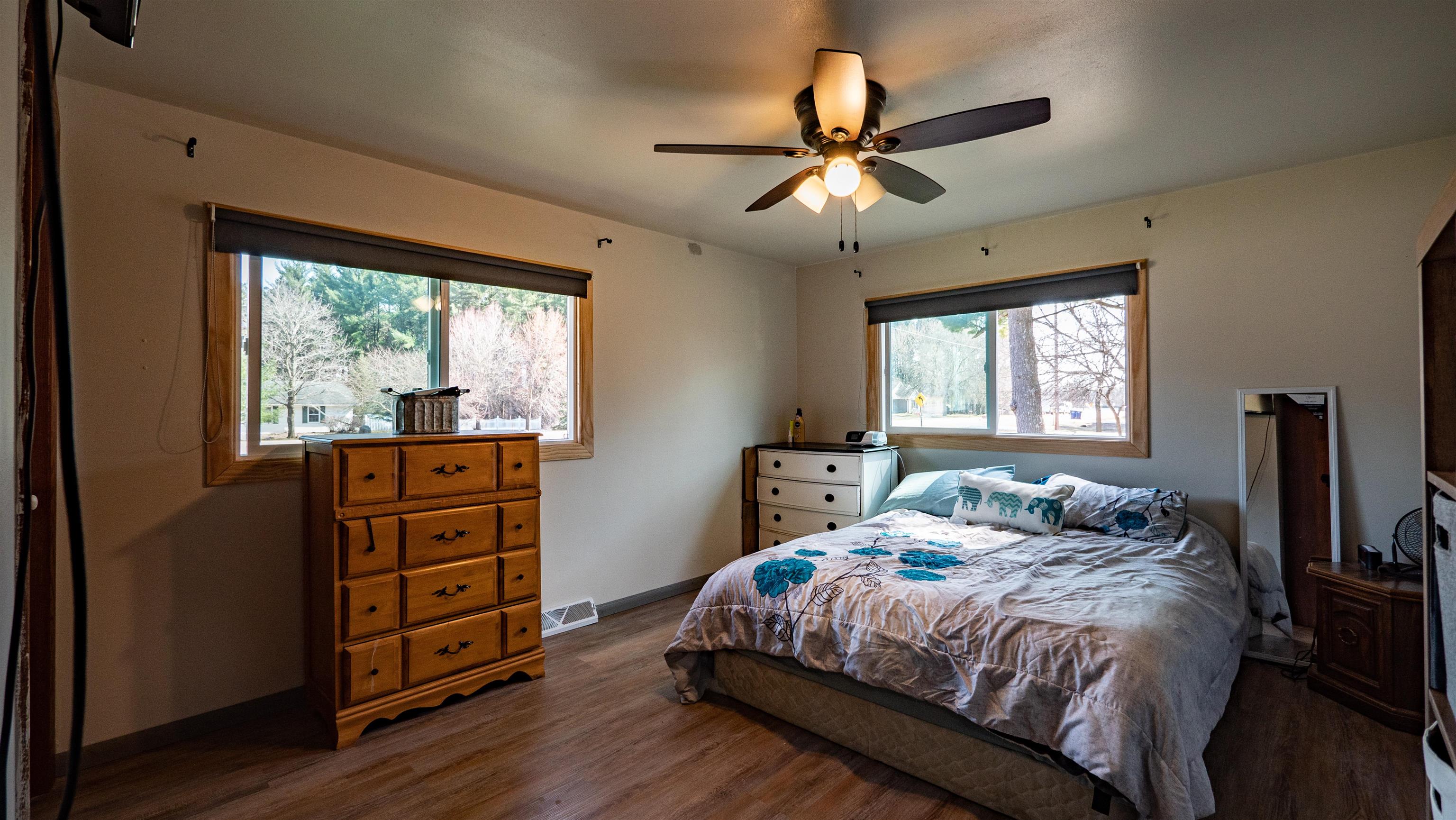 N2543 COUNTY ROAD QQ, Waupaca, Wisconsin 54981-9701, 3 Bedrooms Bedrooms, ,1 BathroomBathrooms,Residential,For Sale,N2543 COUNTY ROAD QQ,22231144
