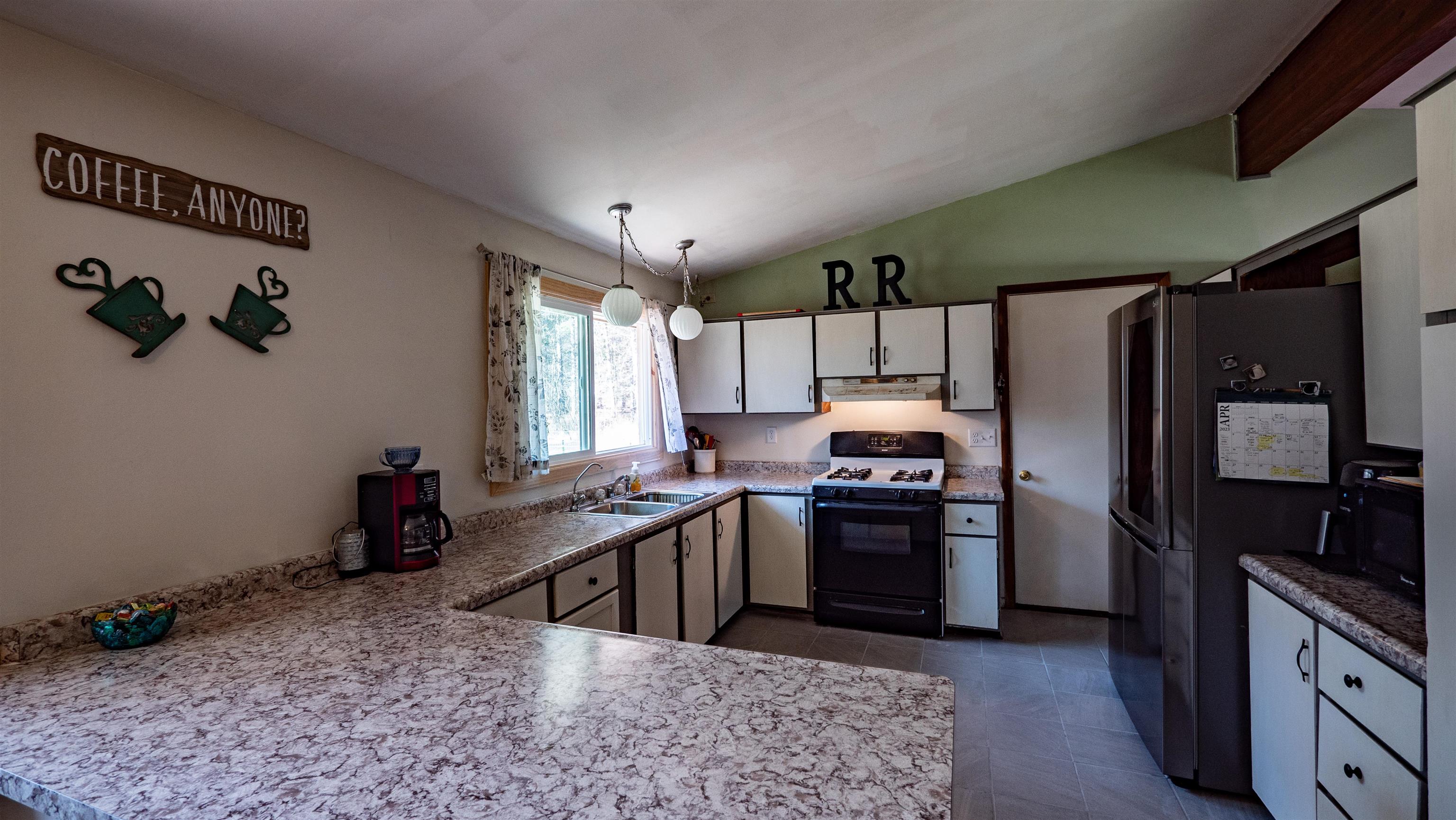 N2543 COUNTY ROAD QQ, Waupaca, Wisconsin 54981-9701, 3 Bedrooms Bedrooms, ,1 BathroomBathrooms,Residential,For Sale,N2543 COUNTY ROAD QQ,22231144