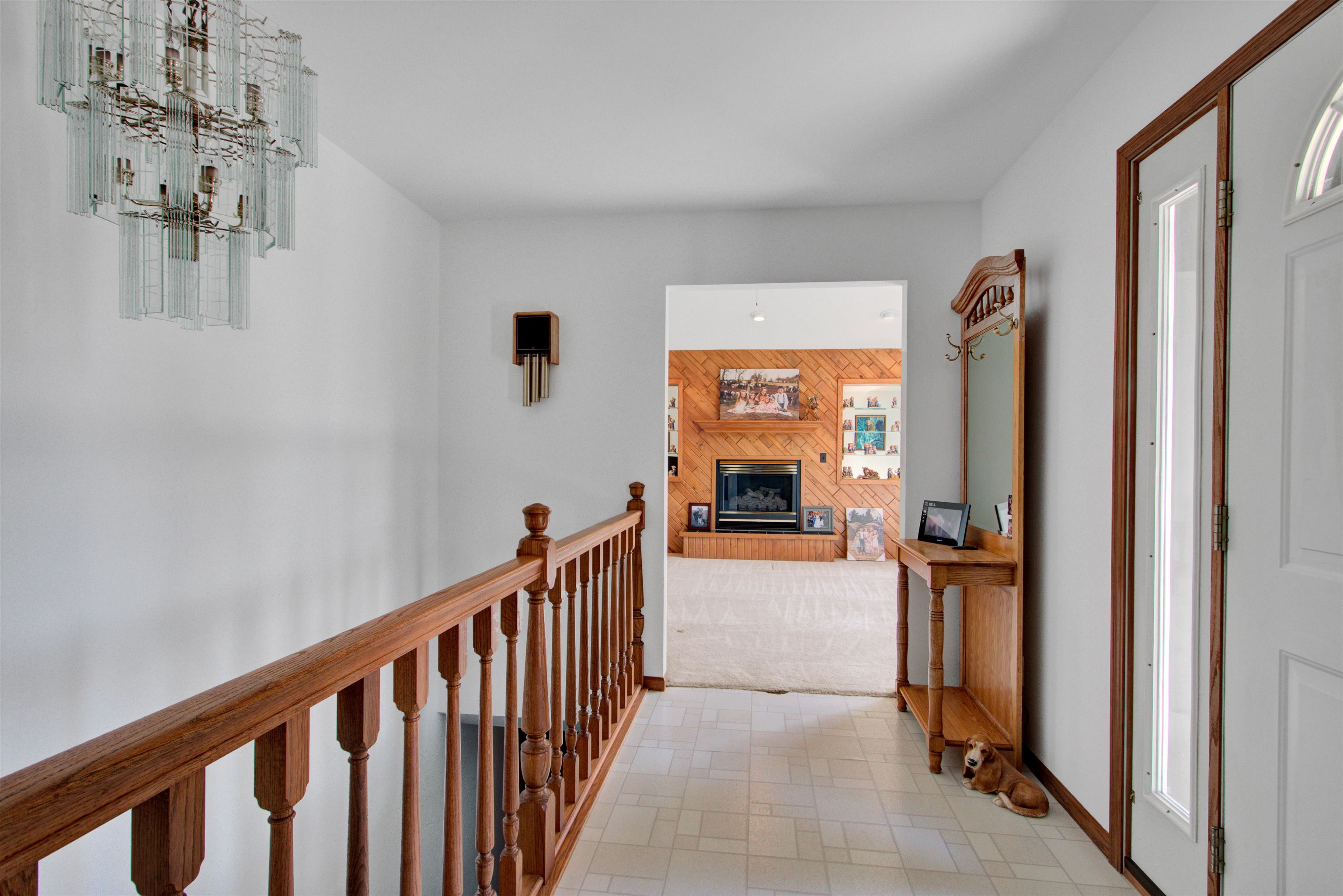 3684 GRAY LOG LANE