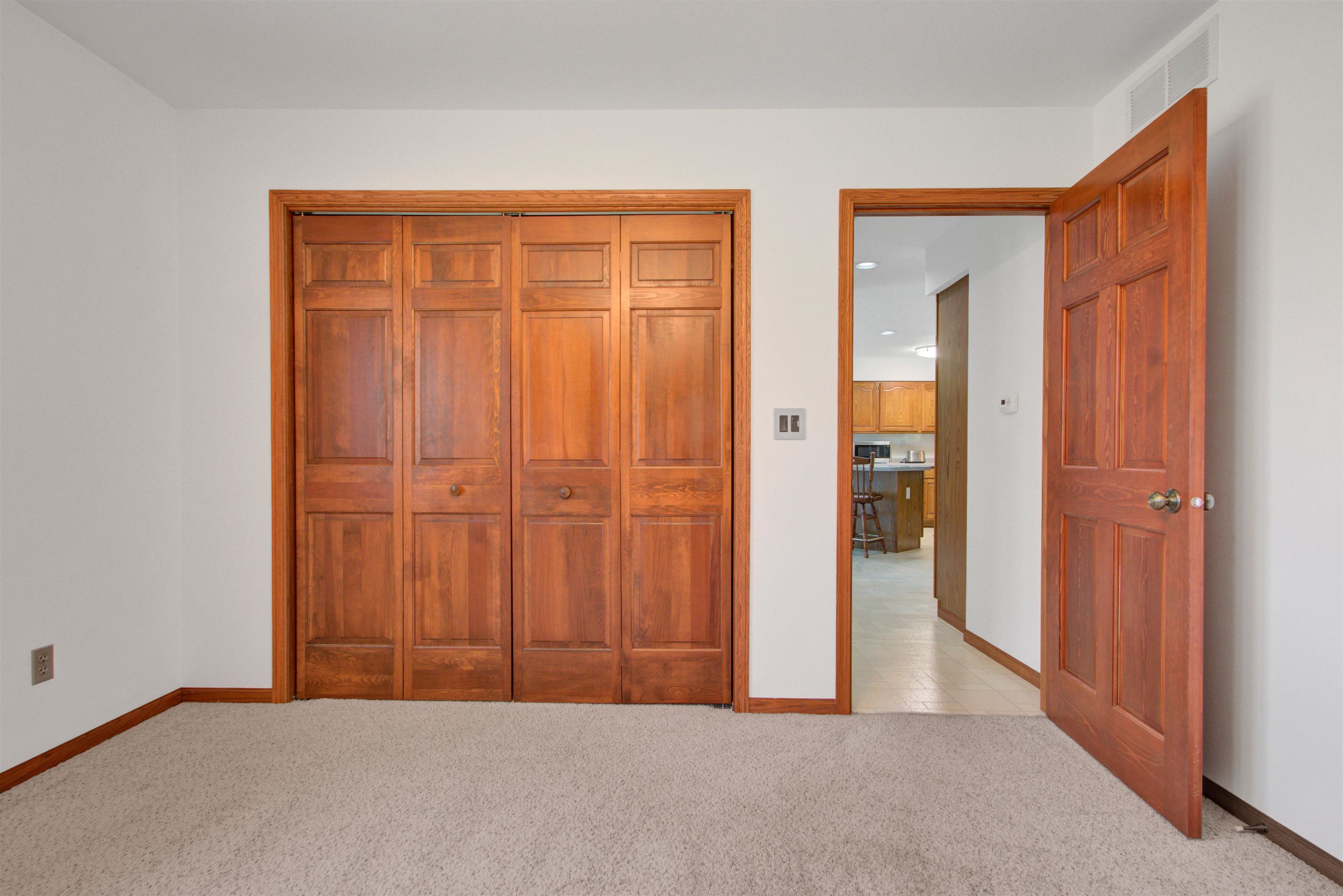 3684 GRAY LOG LANE
