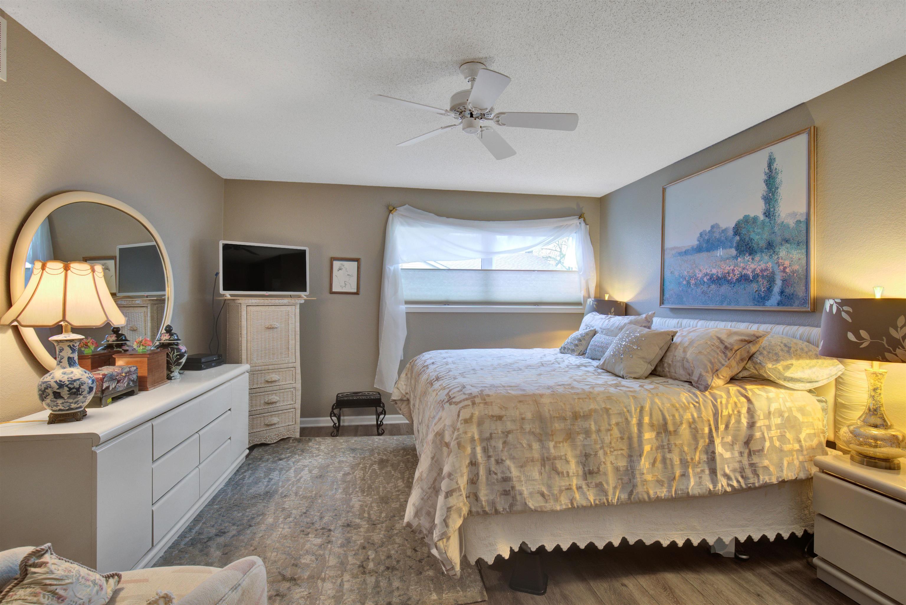 3301 YVONNE DRIVE