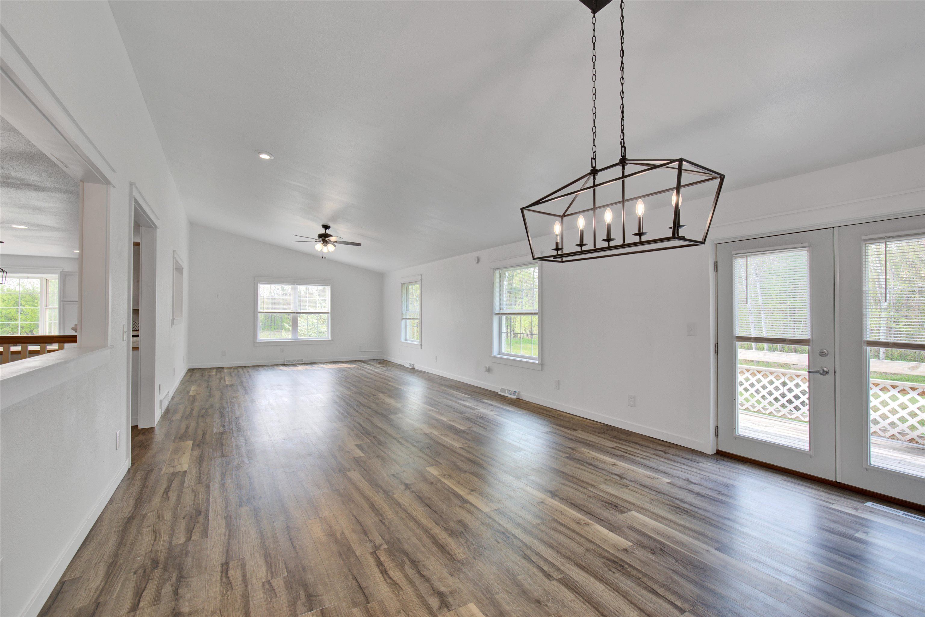 206372 COUNTY ROAD J