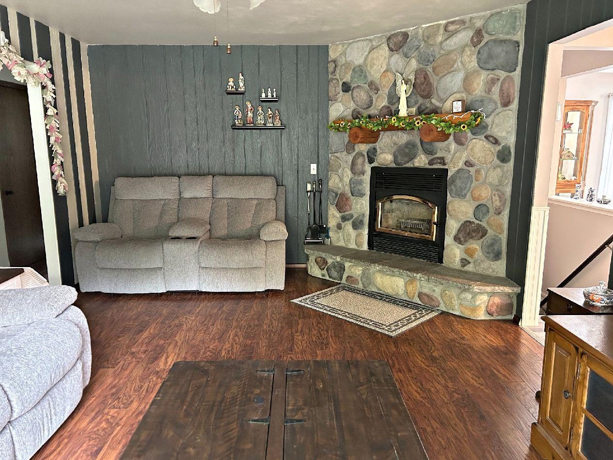 2531 LOVEWOOD DRIVE
