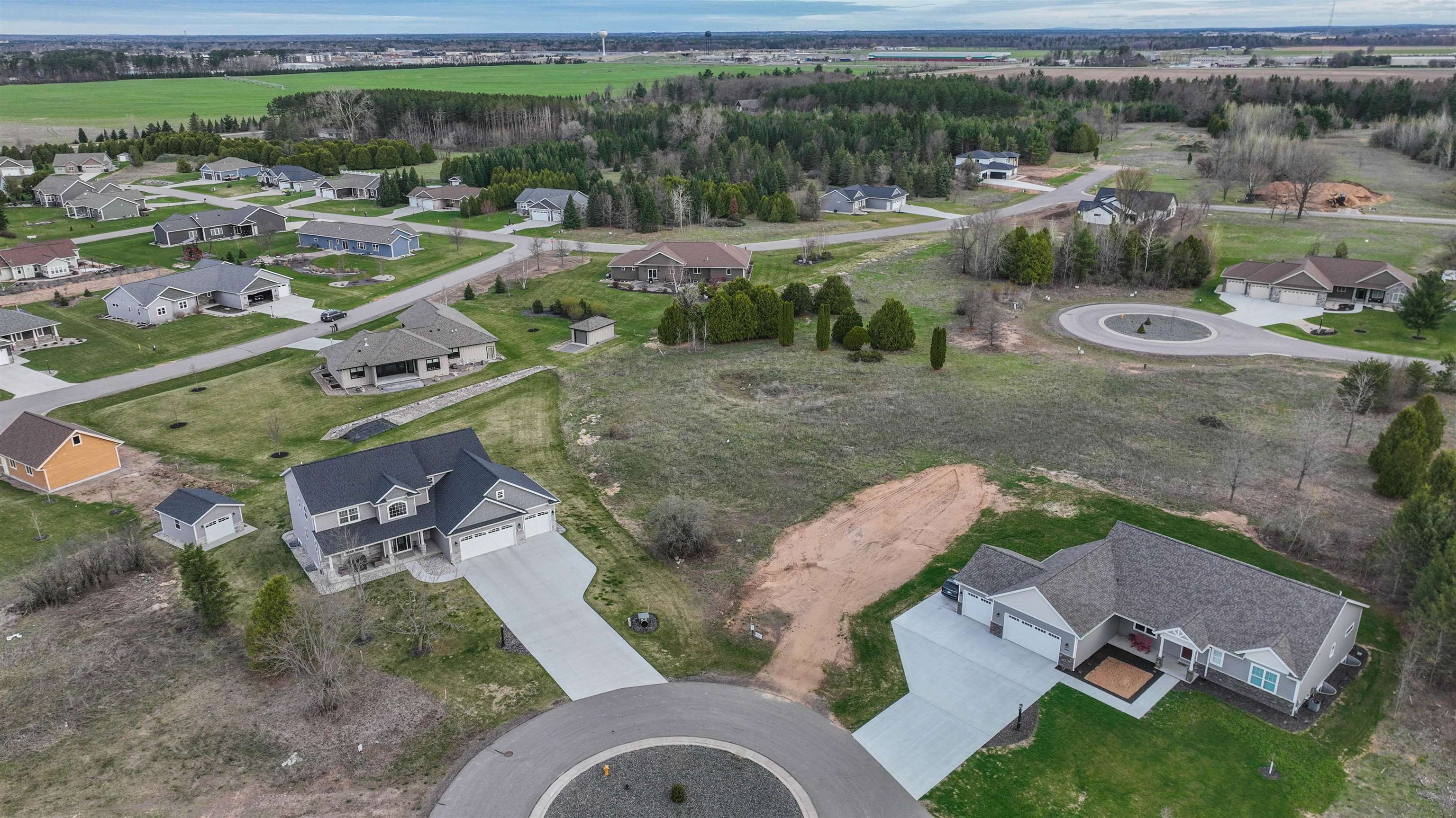 640 WEST SILVERLEAF COURT, Plover, Wisconsin 54467, ,Land,For Sale,640 WEST SILVERLEAF COURT,22231890