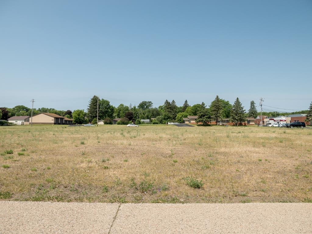 532 DIVISION STREET, Stevens Point, Wisconsin 54481, ,Commercial/industrial,For Sale,532 DIVISION STREET,22232491