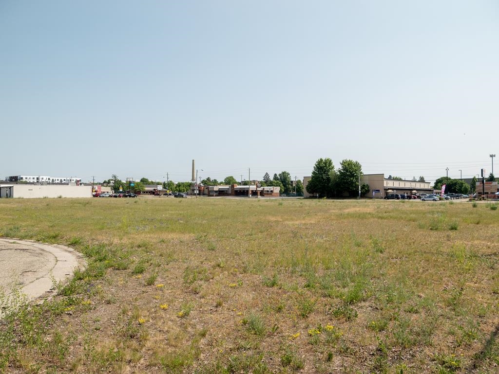 532 DIVISION STREET, Stevens Point, Wisconsin 54481, ,Commercial/industrial,For Sale,532 DIVISION STREET,22232491
