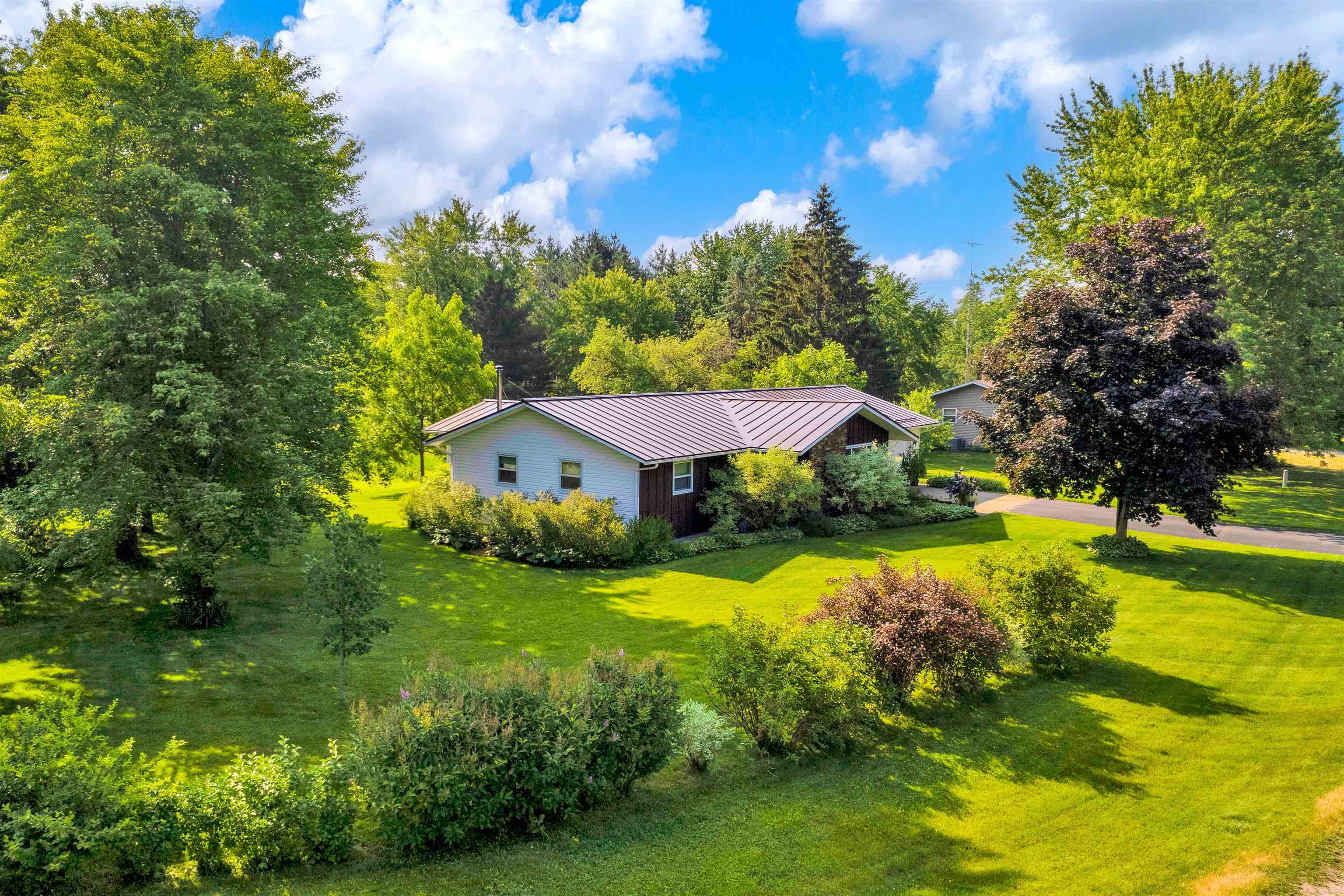 840 RAMBLE LANE