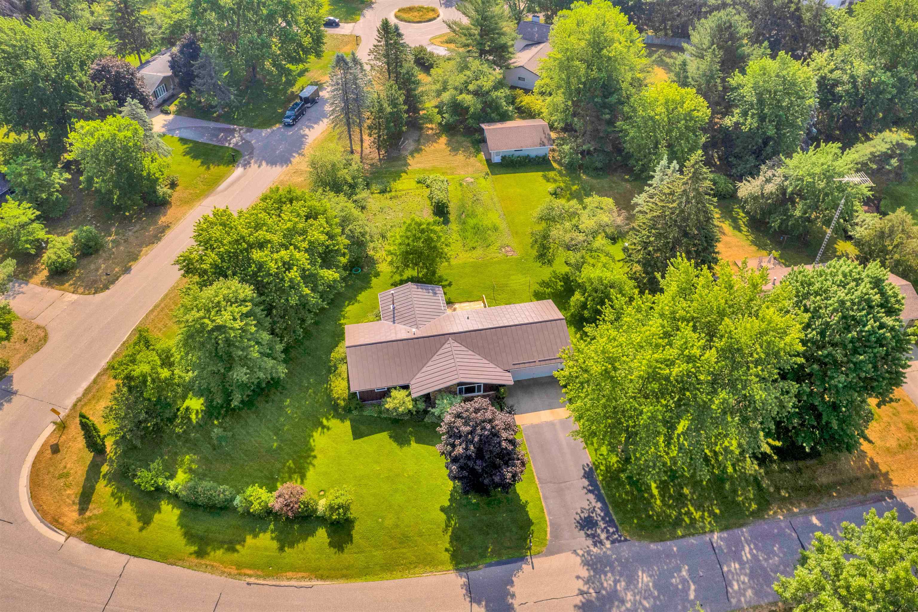 840 RAMBLE LANE