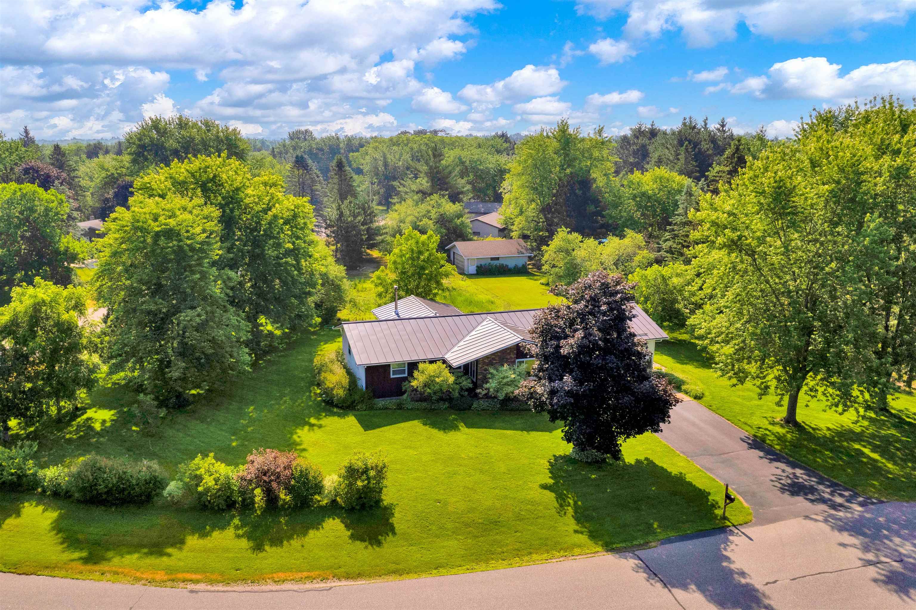 840 RAMBLE LANE