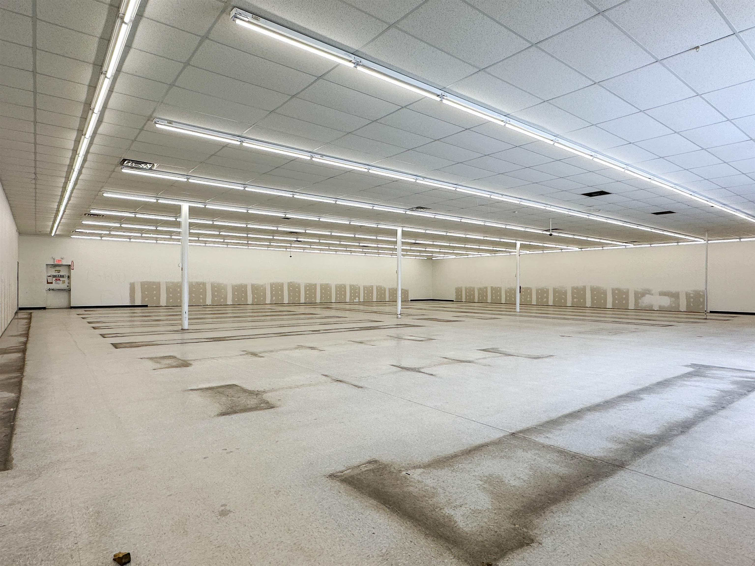 117 N 8TH STREET, Medford, Wisconsin 54451, ,Commercial/industrial,For Rent,117 N 8TH STREET,22232527