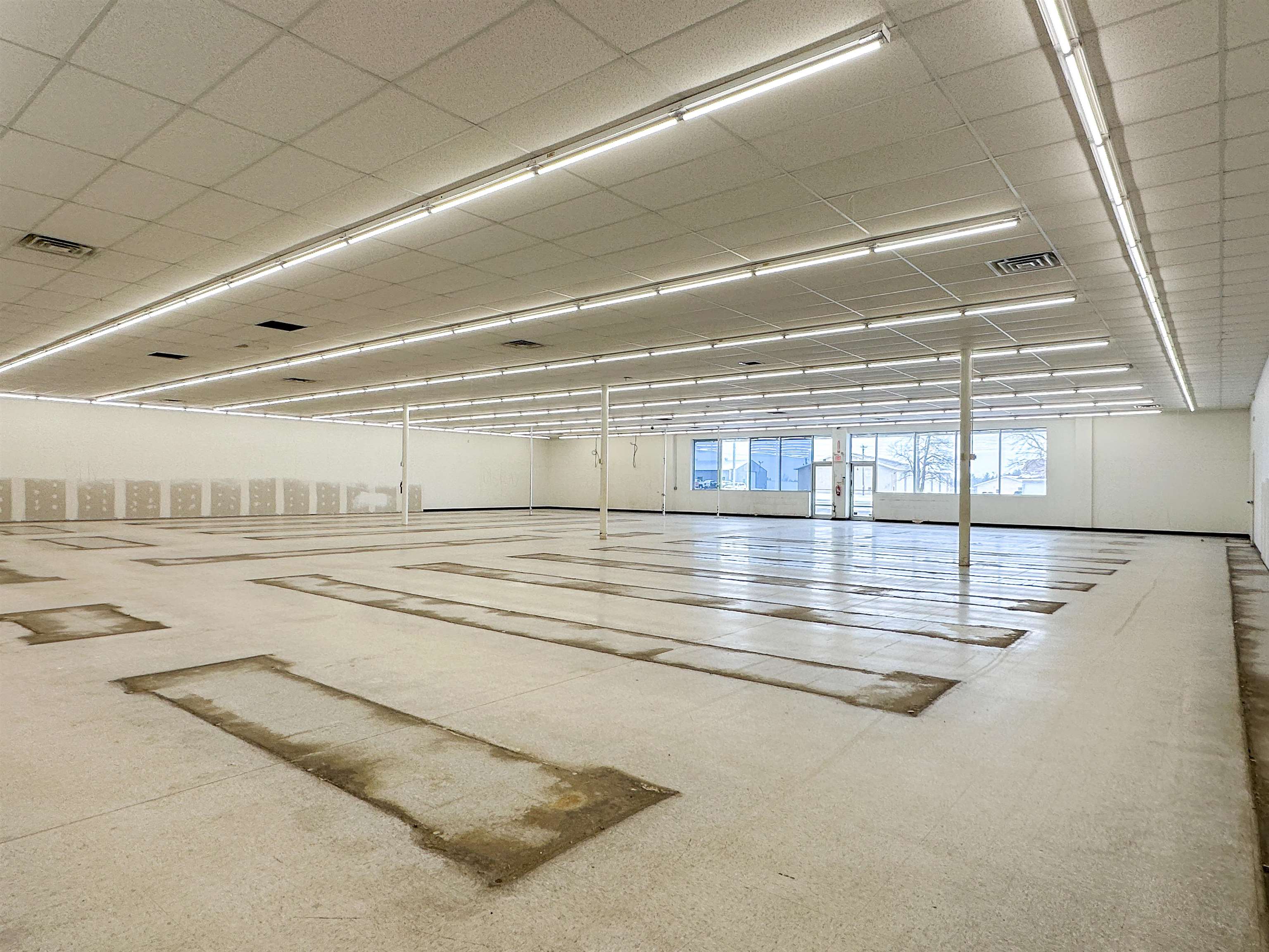 117 N 8TH STREET, Medford, Wisconsin 54451, ,Commercial/industrial,For Rent,117 N 8TH STREET,22232527