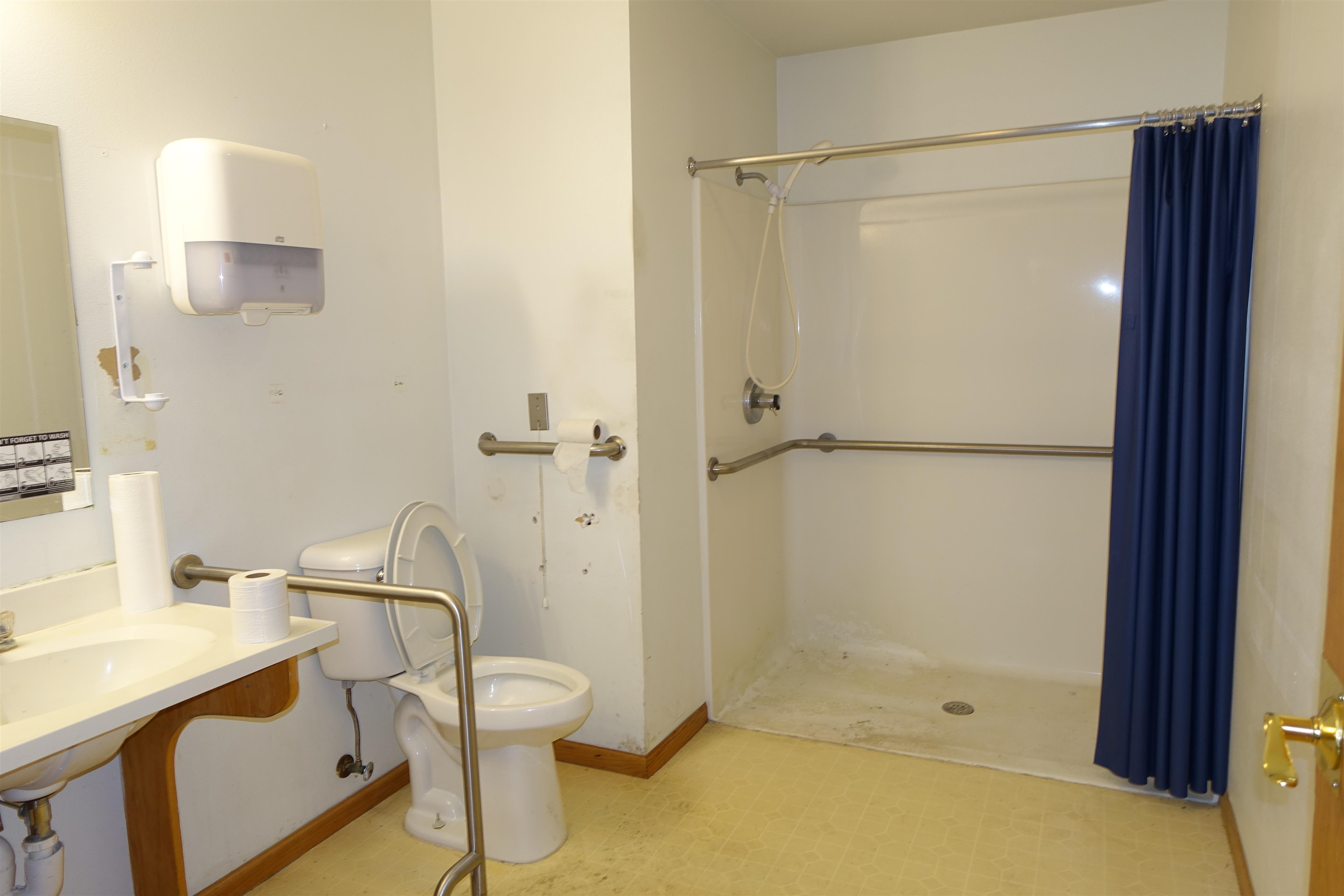 510 WHITE OAK DRIVE, Plover, Wisconsin 54467, 8 Bedrooms Bedrooms, 15 Rooms Rooms,5 BathroomsBathrooms,Multi-family,For Sale,510 WHITE OAK DRIVE,22232752