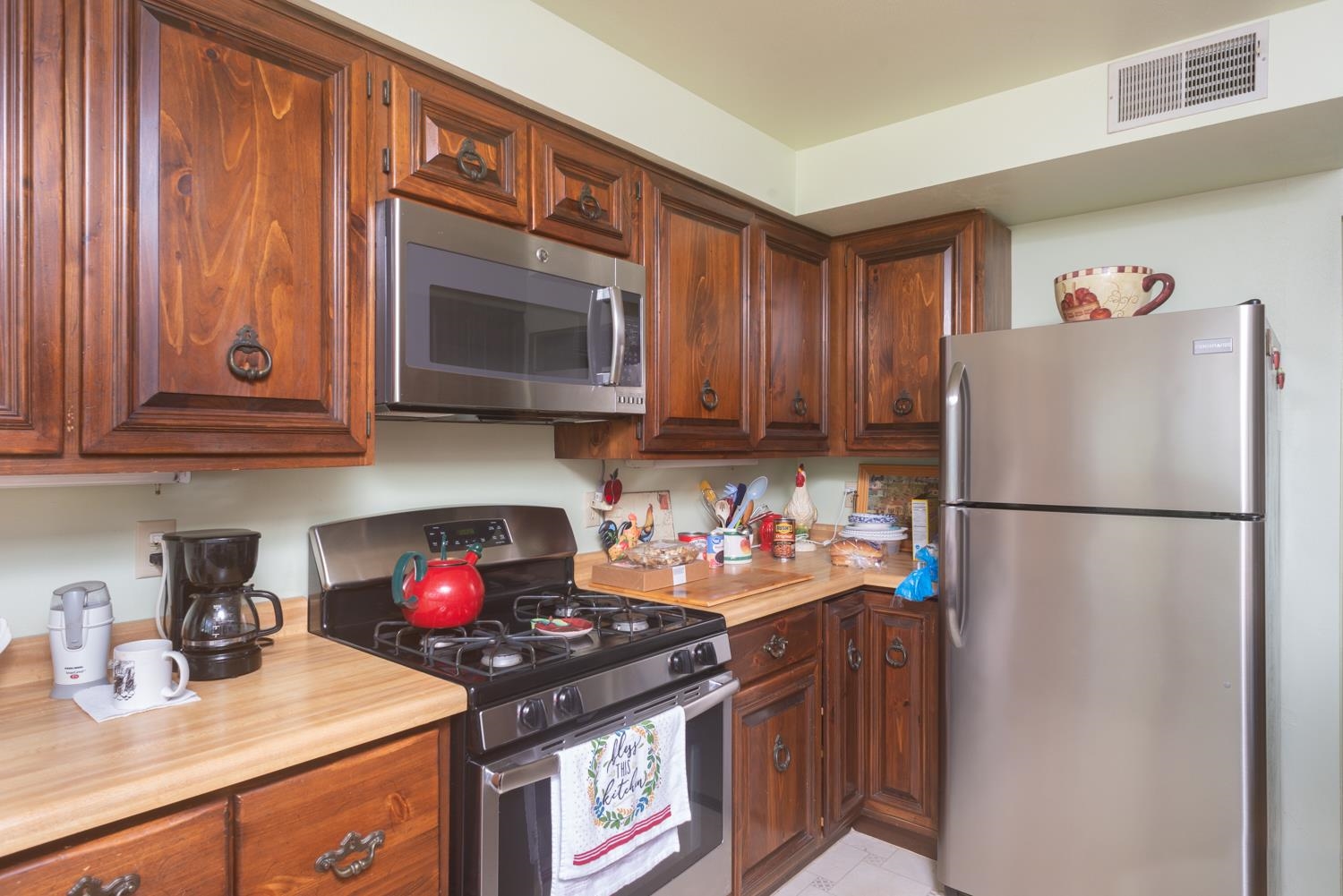 3350 BONNIE BAY COURT, Stevens Point, Wisconsin 54481, 2 Bedrooms Bedrooms, ,2 BathroomsBathrooms,Residential,For Sale,3350 BONNIE BAY COURT,22233184