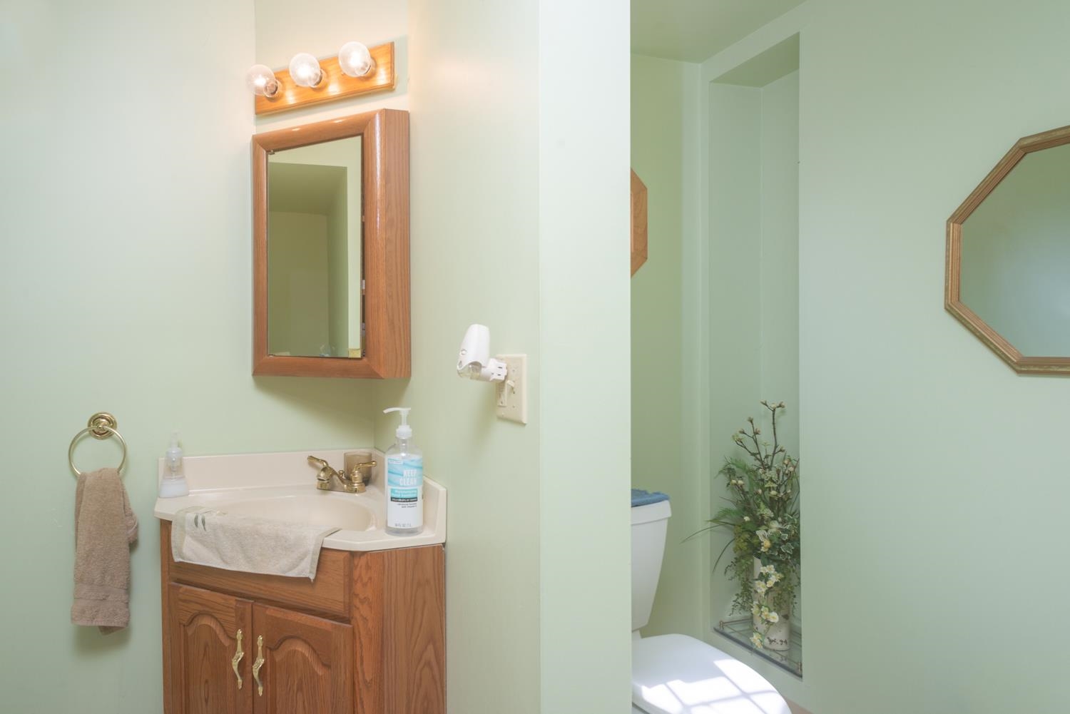 3350 BONNIE BAY COURT, Stevens Point, Wisconsin 54481, 2 Bedrooms Bedrooms, ,2 BathroomsBathrooms,Residential,For Sale,3350 BONNIE BAY COURT,22233184