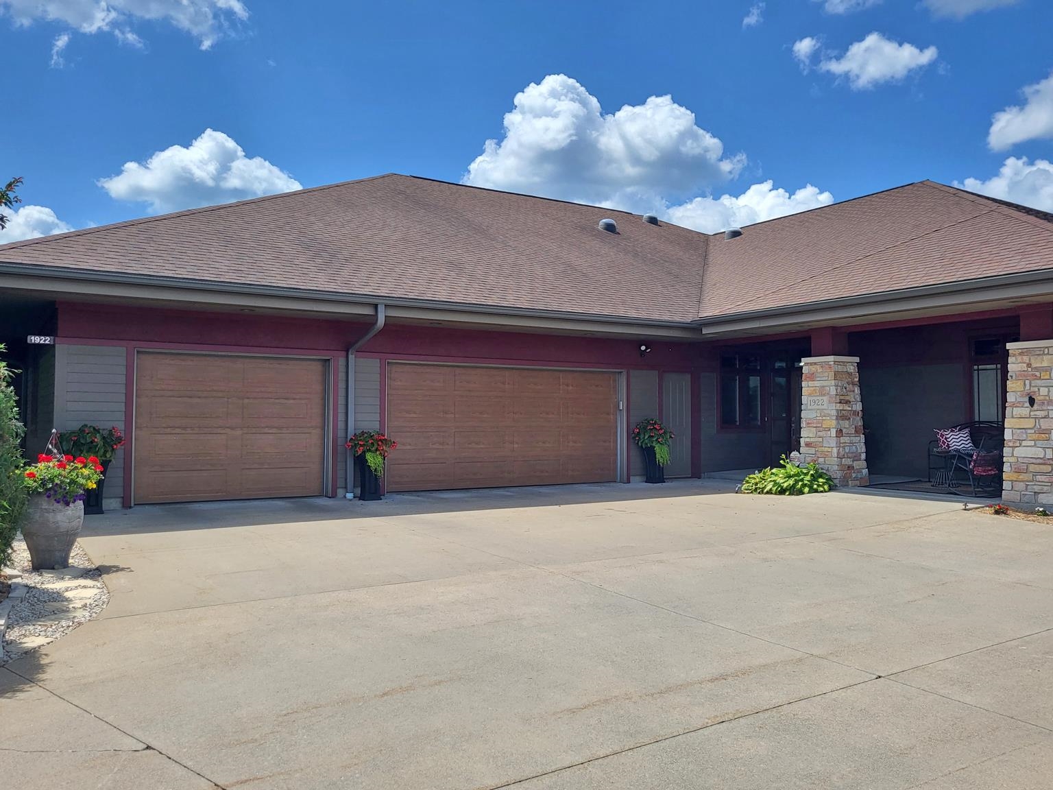 1922 PHEASANT RUN DRIVE, Marshfield, Wisconsin 54449, 3 Bedrooms Bedrooms, ,3 BathroomsBathrooms,Residential,For Sale,1922 PHEASANT RUN DRIVE,22233369