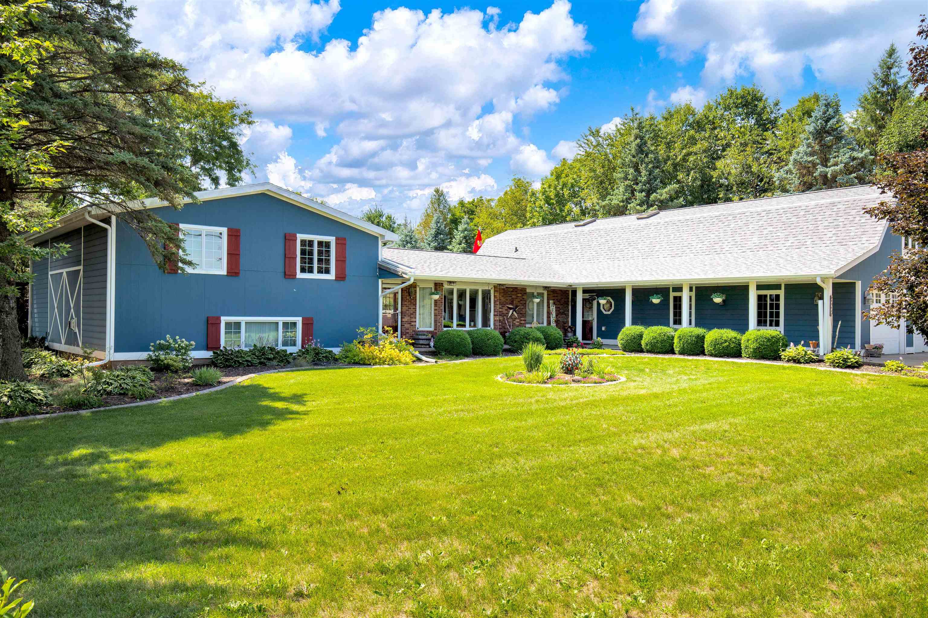 W9421 COUNTY ROAD TT