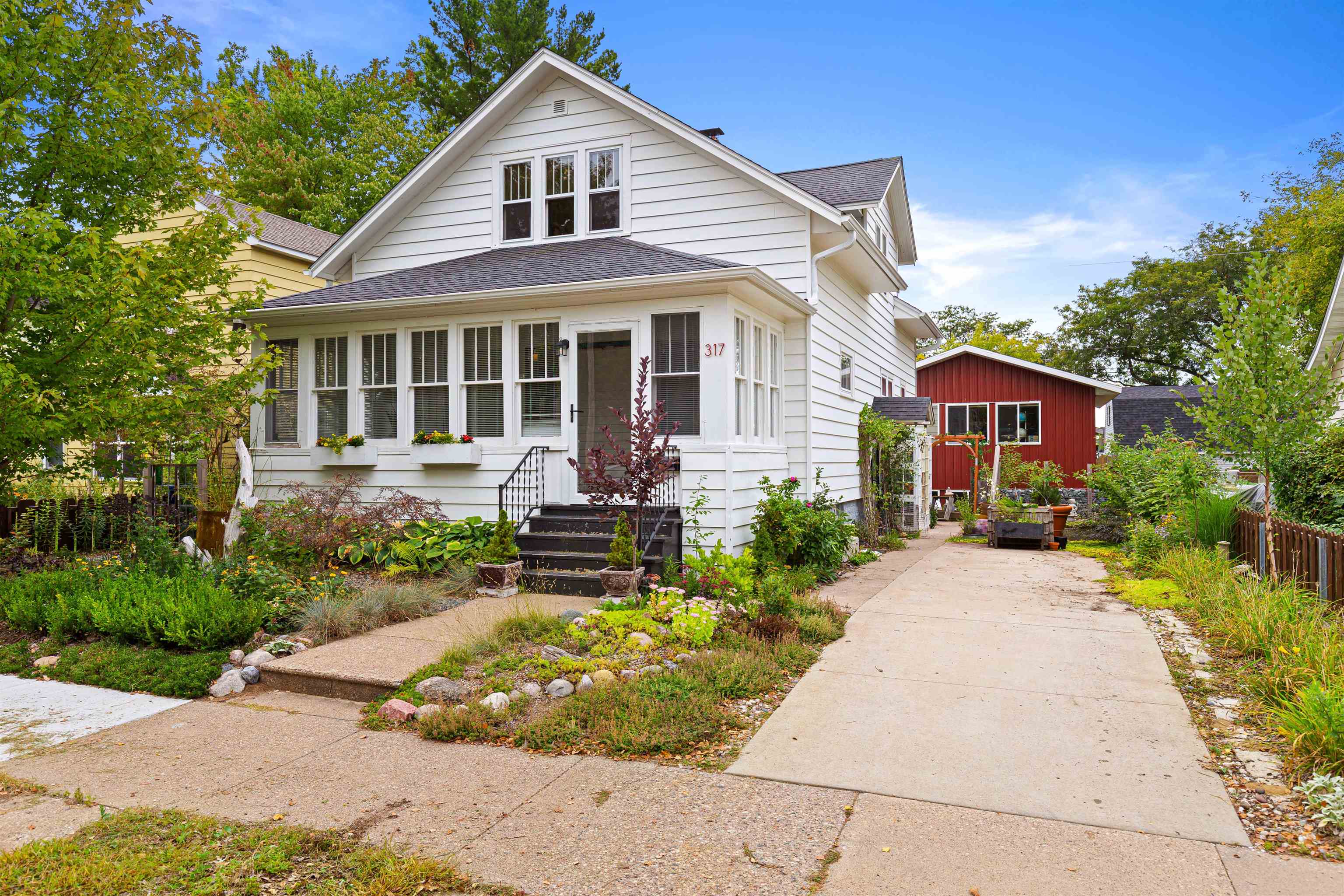 317 WASHINGTON AVENUE