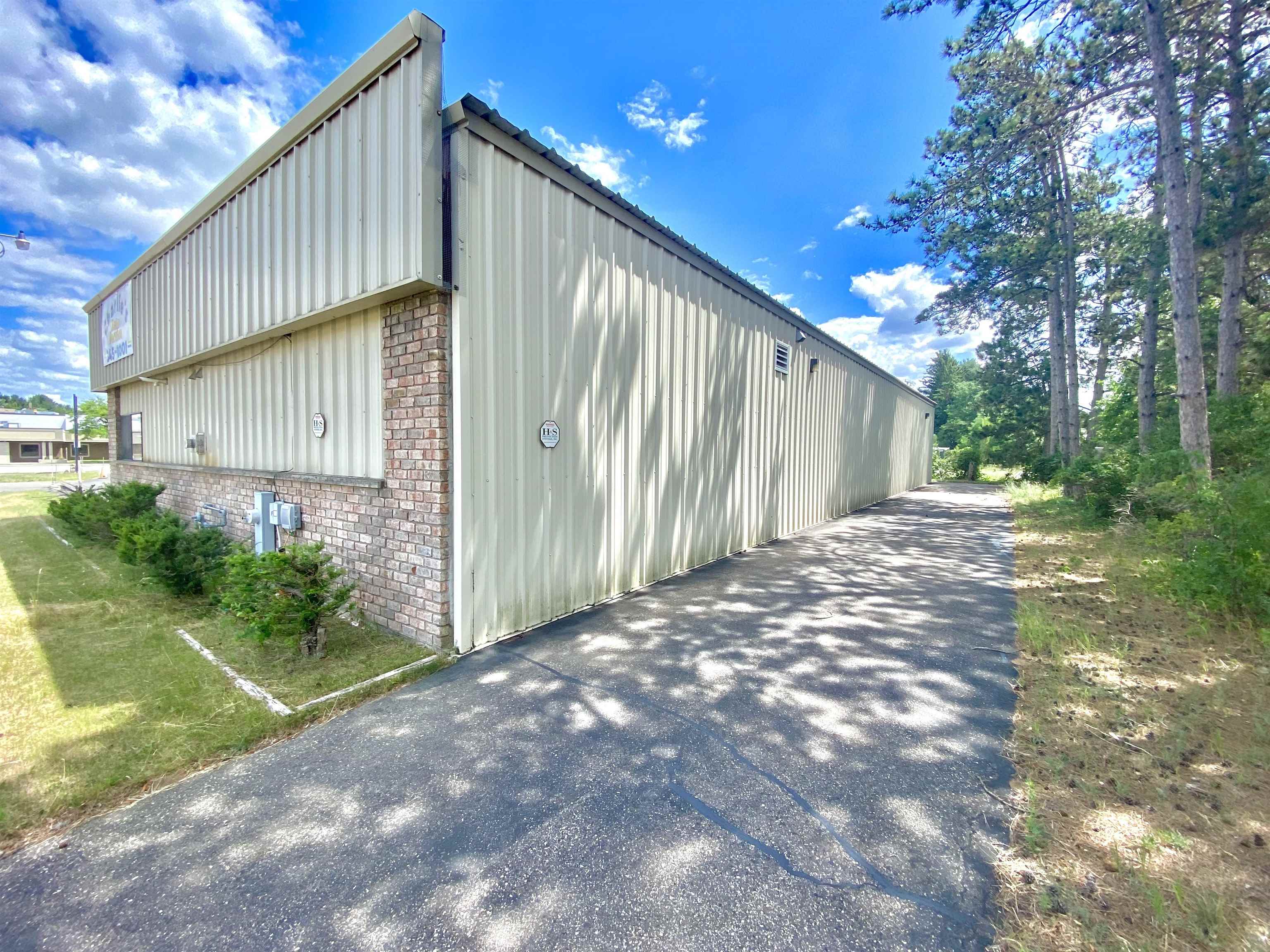 1401 POST ROAD, Plover, Wisconsin 54467, ,Commercial/industrial,For Sale,1401 POST ROAD,22234316