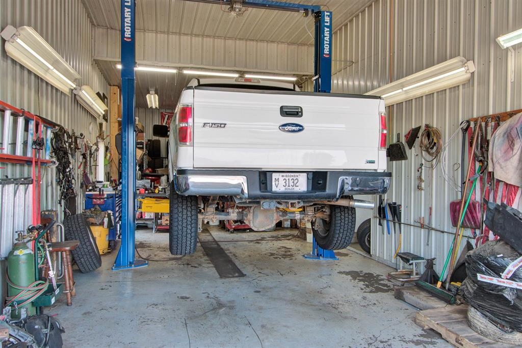 9631 STATE HIGHWAY 13 SOUTH, Wisconsin Rapids, Wisconsin 54494, ,Commercial/industrial,For Sale,9631 STATE HIGHWAY 13 SOUTH,22235581