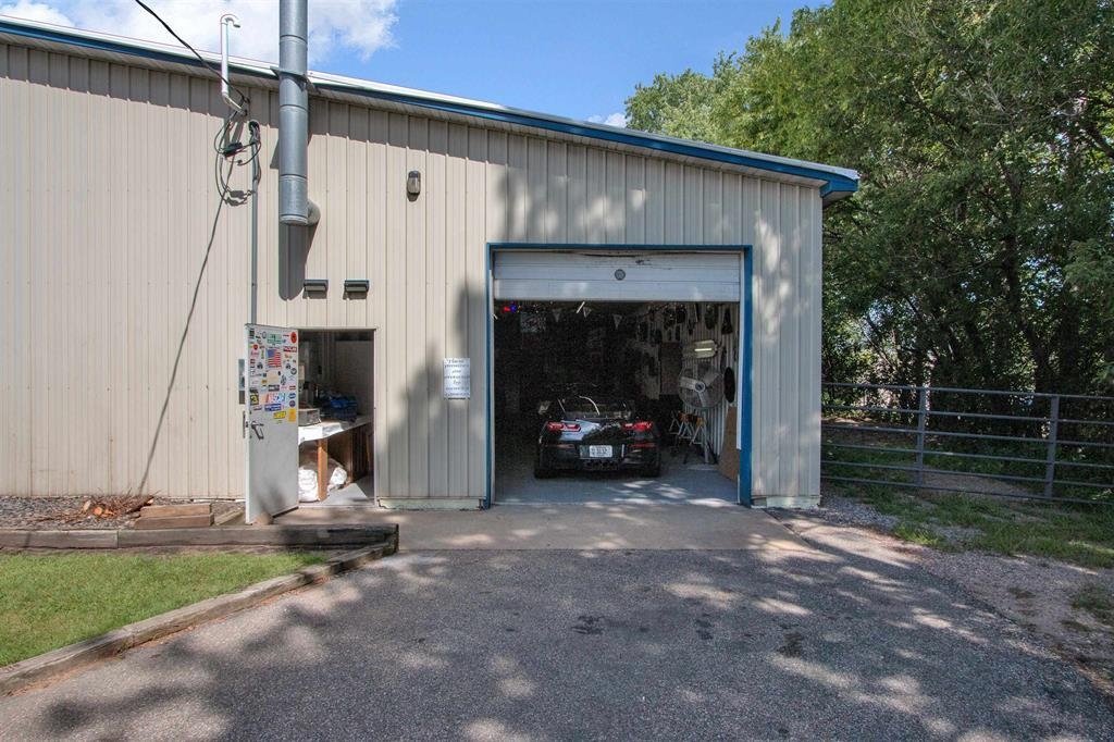 9631 STATE HIGHWAY 13 SOUTH, Wisconsin Rapids, Wisconsin 54494, ,Commercial/industrial,For Sale,9631 STATE HIGHWAY 13 SOUTH,22235581