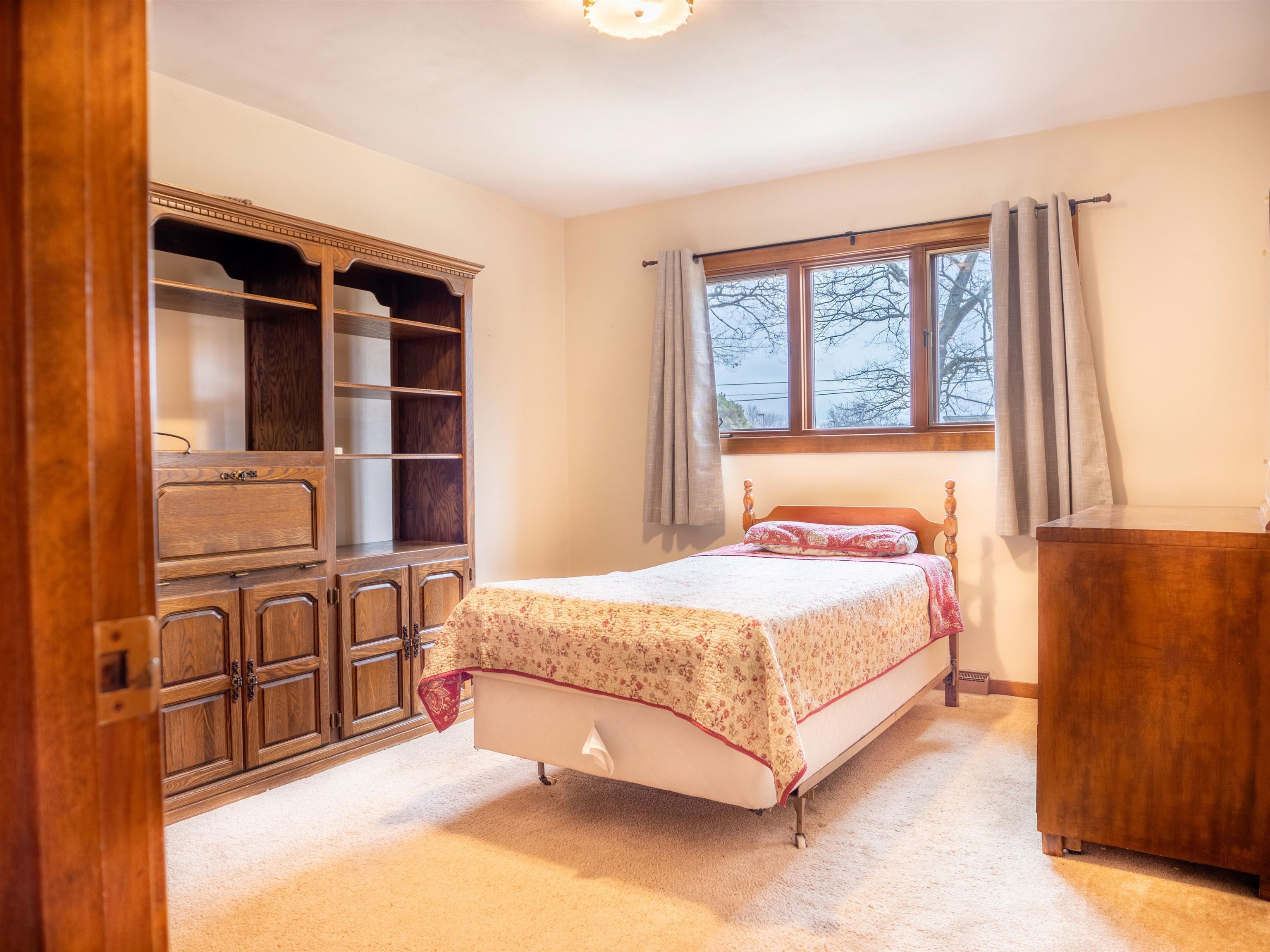 309 N DIVISION STREET, Stevens Point, Wisconsin 54481, 5 Bedrooms Bedrooms, ,2 BathroomsBathrooms,Residential,For Sale,309 N DIVISION STREET,22235657