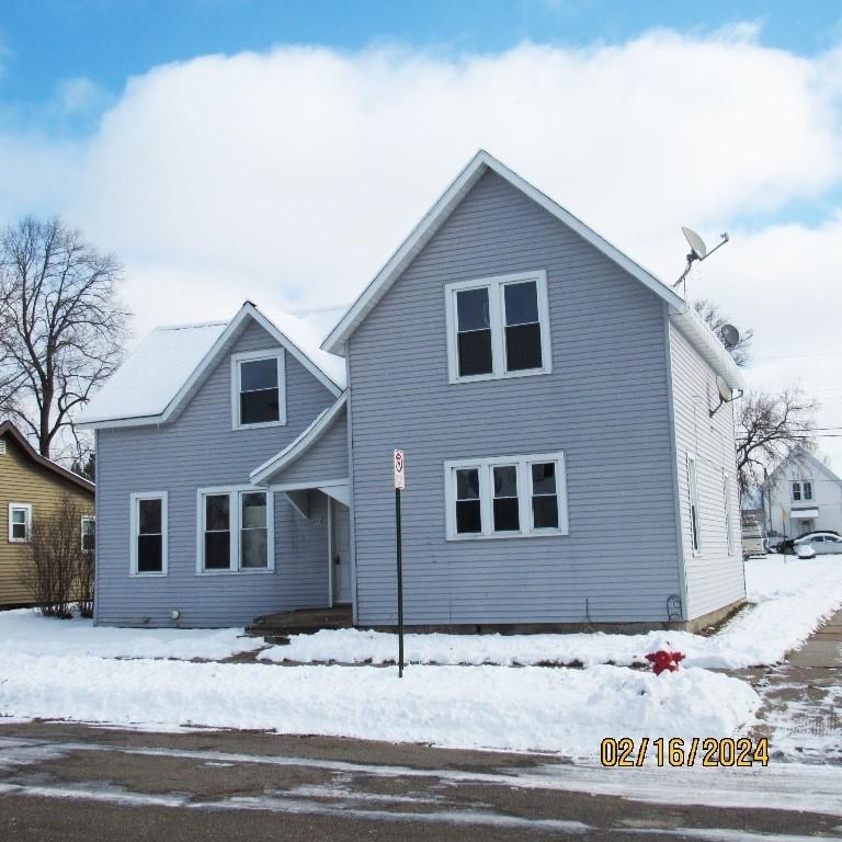 601 N GENESEE STREET, Merrill, Wisconsin 54452, 4 Bedrooms Bedrooms, ,Residential,For Sale,601 N GENESEE STREET,22400420