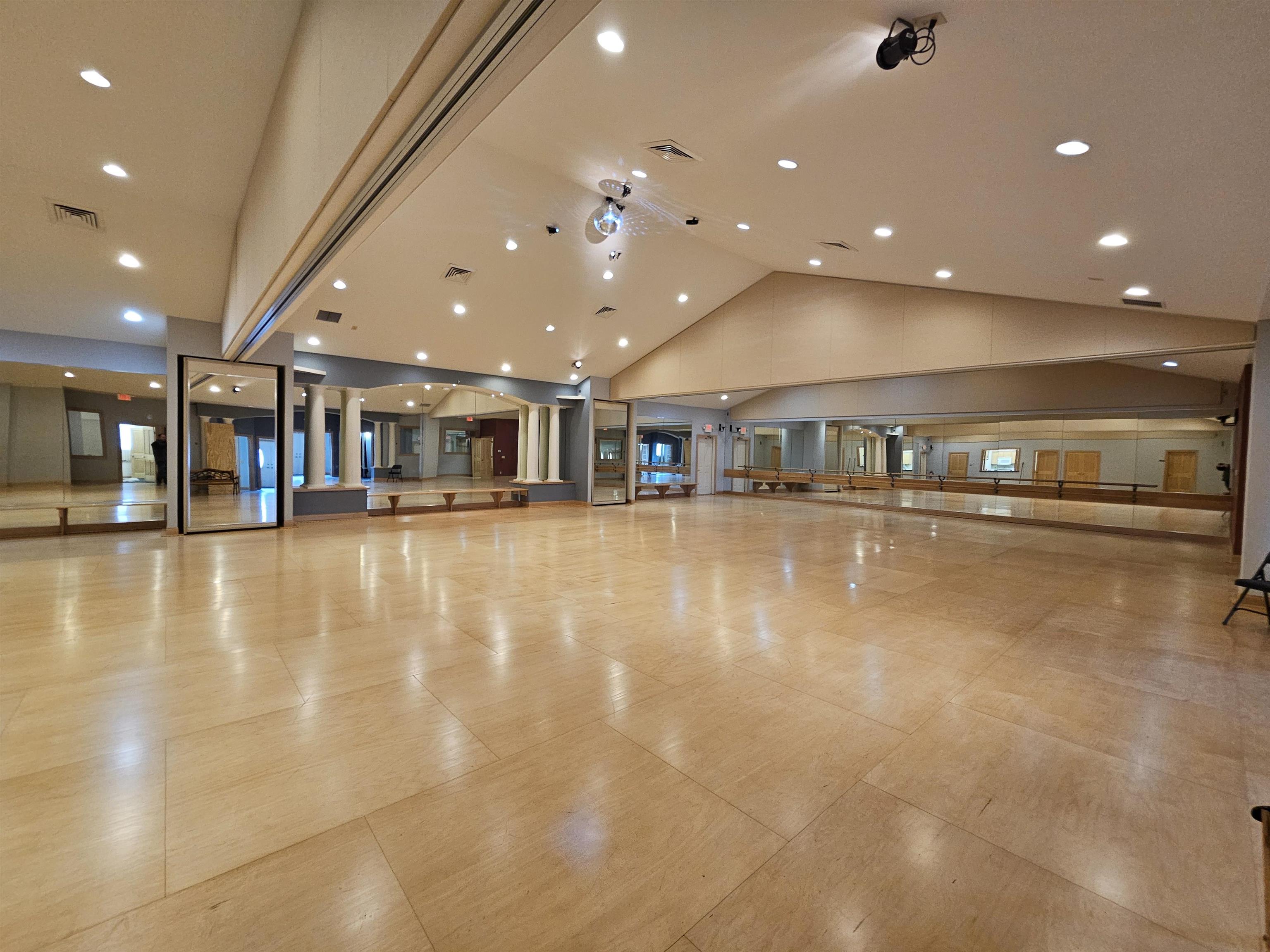 6307 SCHOFIELD AVENUE, Weston, Wisconsin 54476, ,Commercial/industrial,For Rent,6307 SCHOFIELD AVENUE,22400481