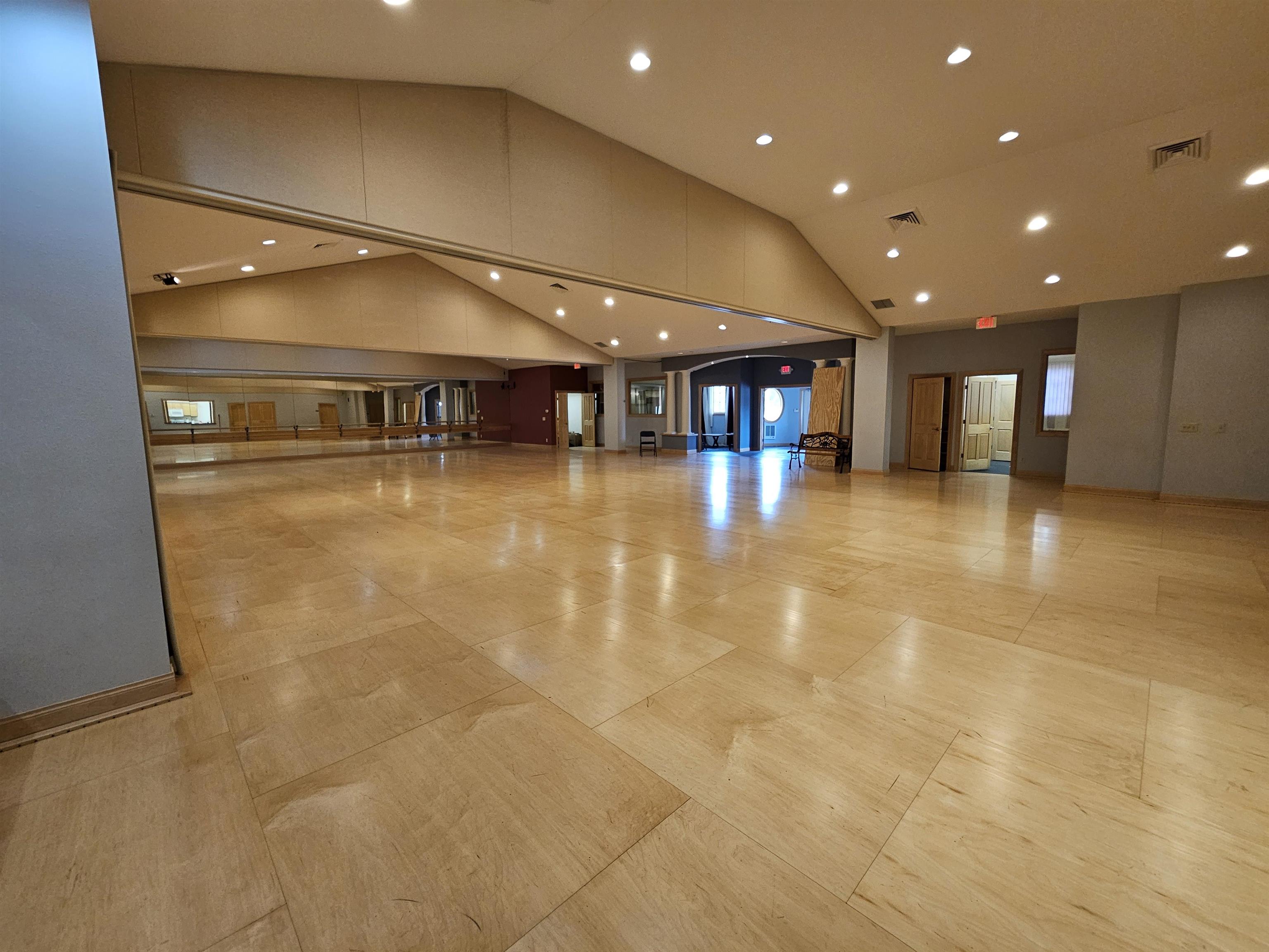 6307 SCHOFIELD AVENUE, Weston, Wisconsin 54476, ,Commercial/industrial,For Rent,6307 SCHOFIELD AVENUE,22400481