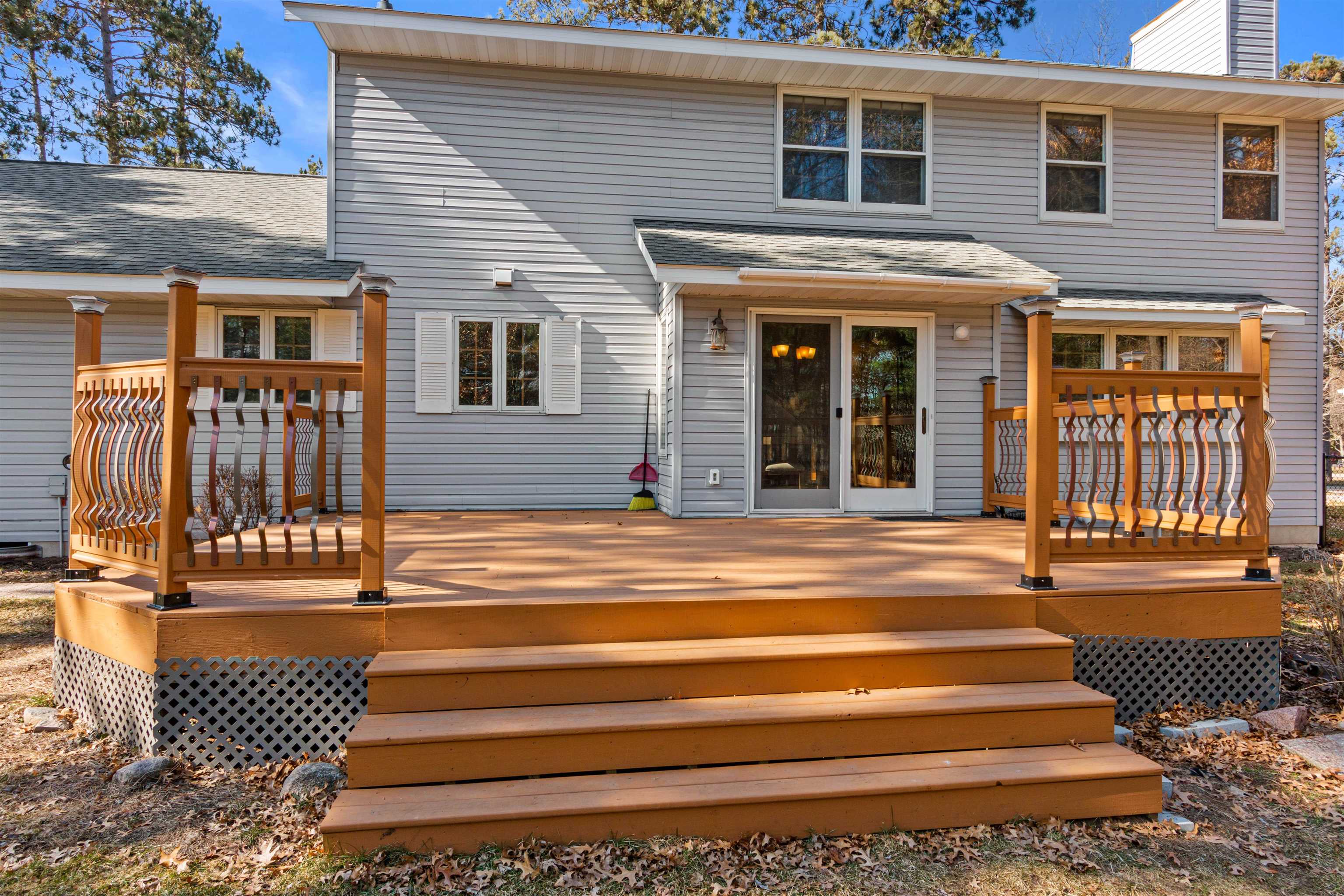 2201 SHADOWVIEW CIRCLE